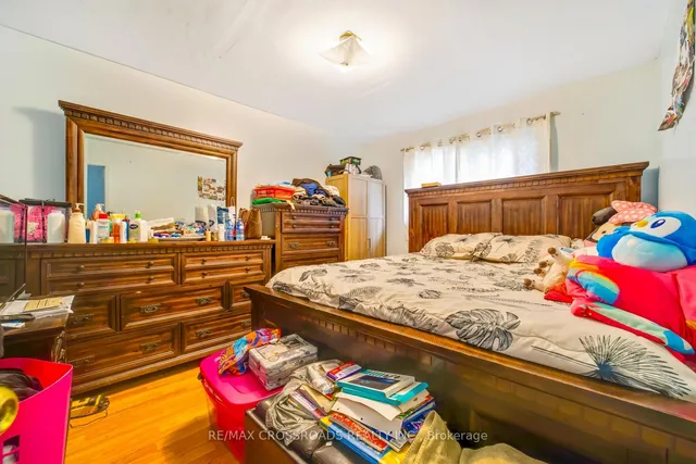 Additional property image - 32 Lighthall Cres