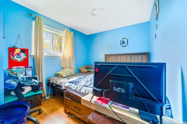 Additional property image - 32 Lighthall Cres