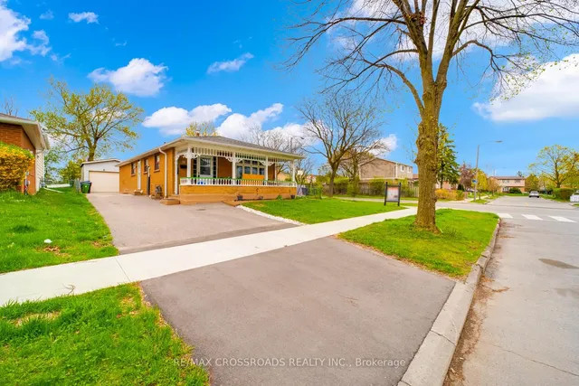 Additional property image - 32 Lighthall Cres