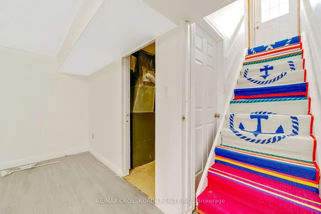 Additional property image - 32 Lighthall Cres
