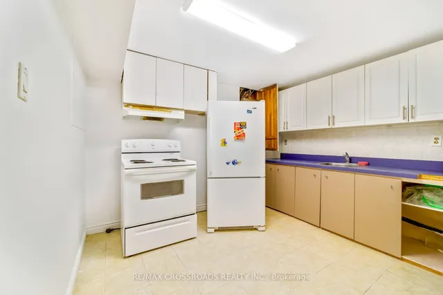 Additional property image - 32 Lighthall Cres