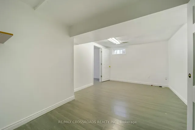 Additional property image - 32 Lighthall Cres