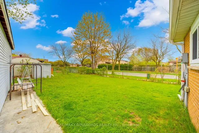 Additional property image - 32 Lighthall Cres