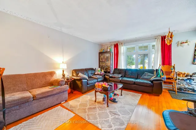 Additional property image - 32 Lighthall Cres