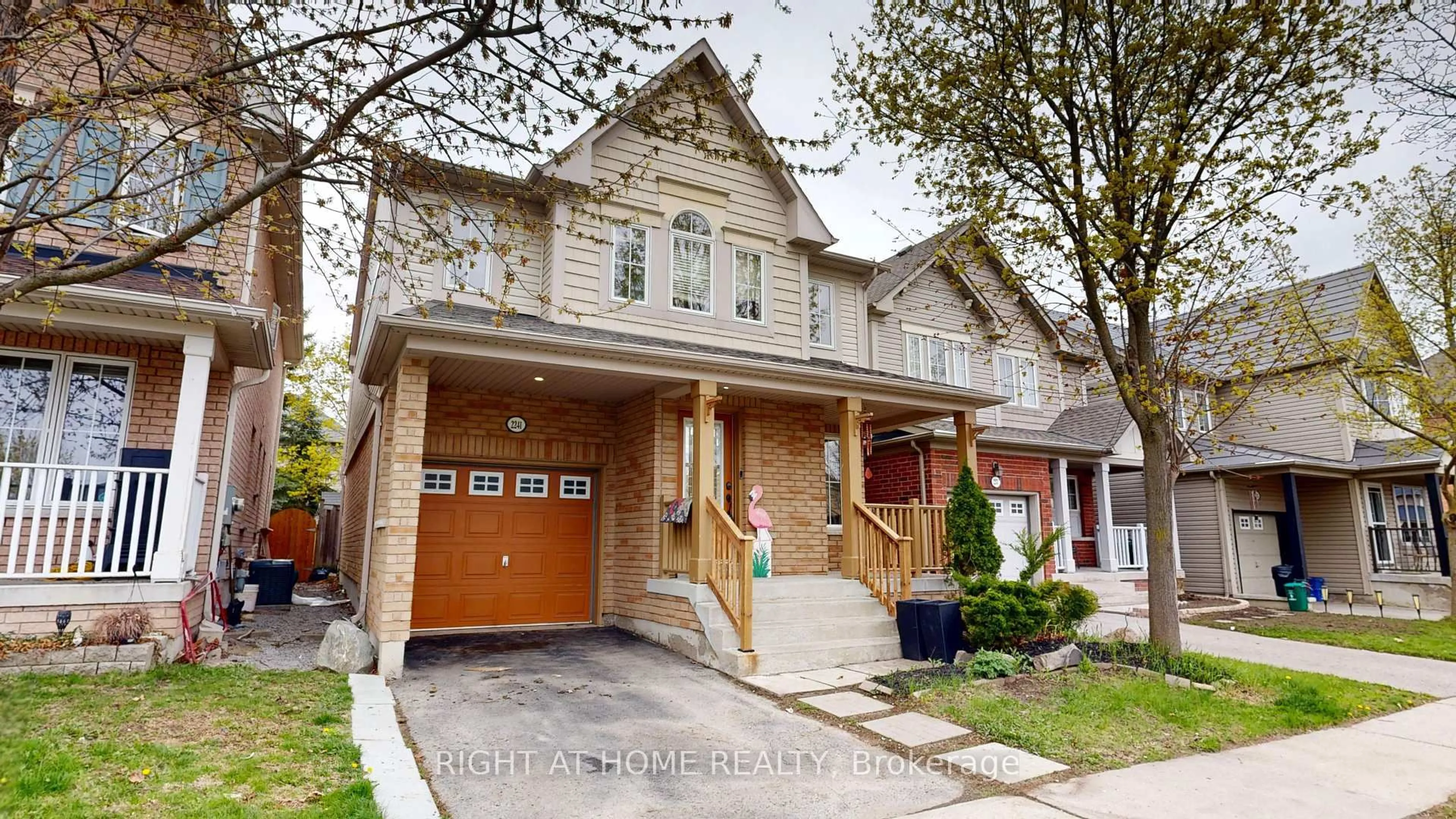Home with brick exterior material, street for 2241 Winlord Pl, Oshawa Ontario L1L 0B7