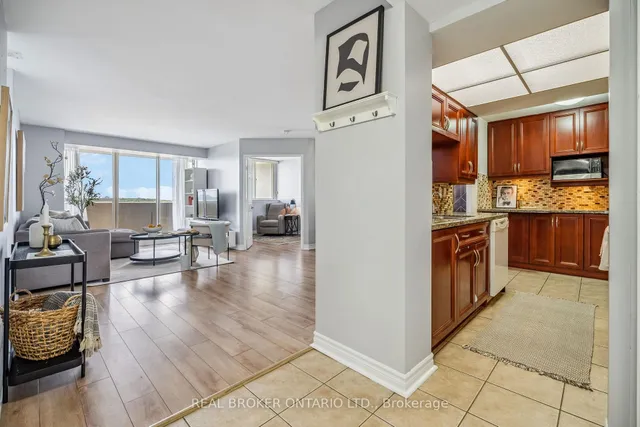 Additional property image - 30 Thunder Grve Unit 1102