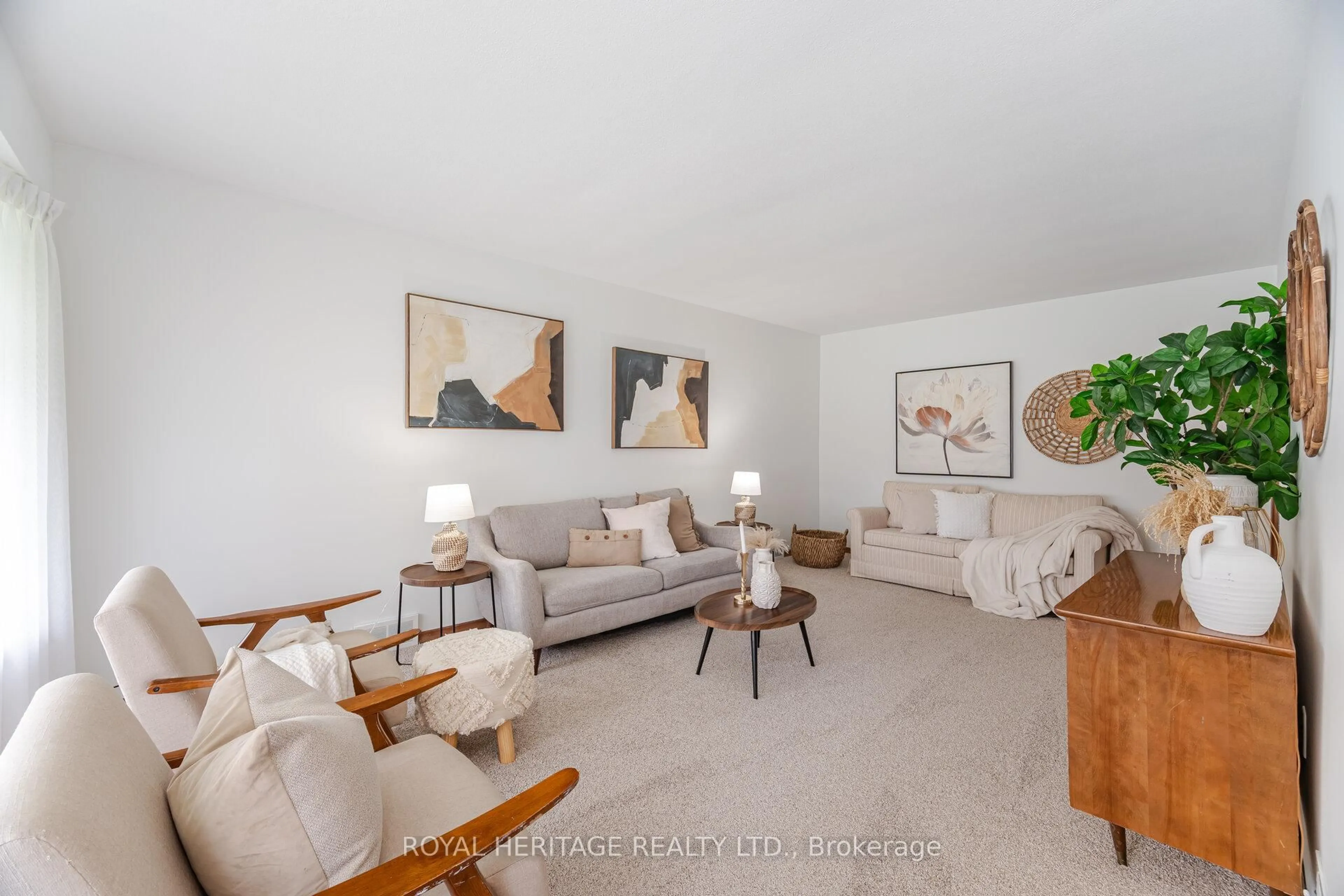 Living room with furniture, unknown for 439 Rosmere St, Oshawa Ontario L1J 5H4