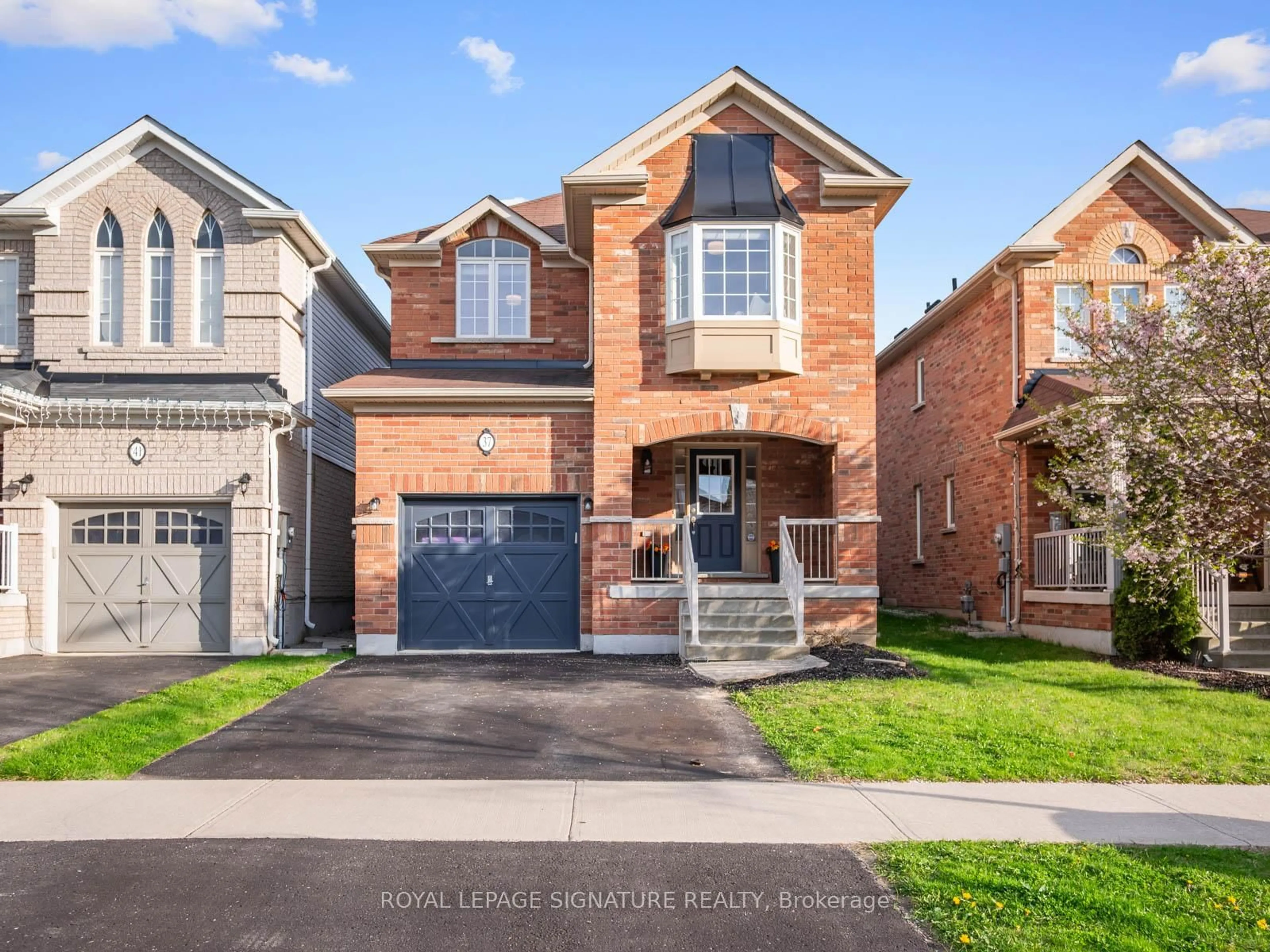Home with brick exterior material, street for 37 Dewell Cres, Clarington Ontario L1E 0B8
