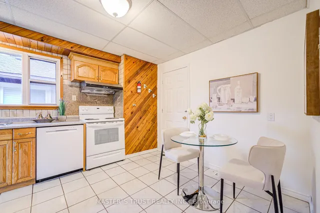 Additional property image - 30 Deerfield Rd