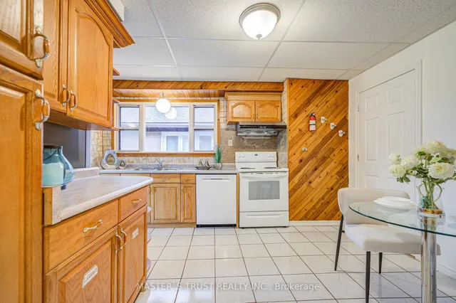 Additional property image - 30 Deerfield Rd
