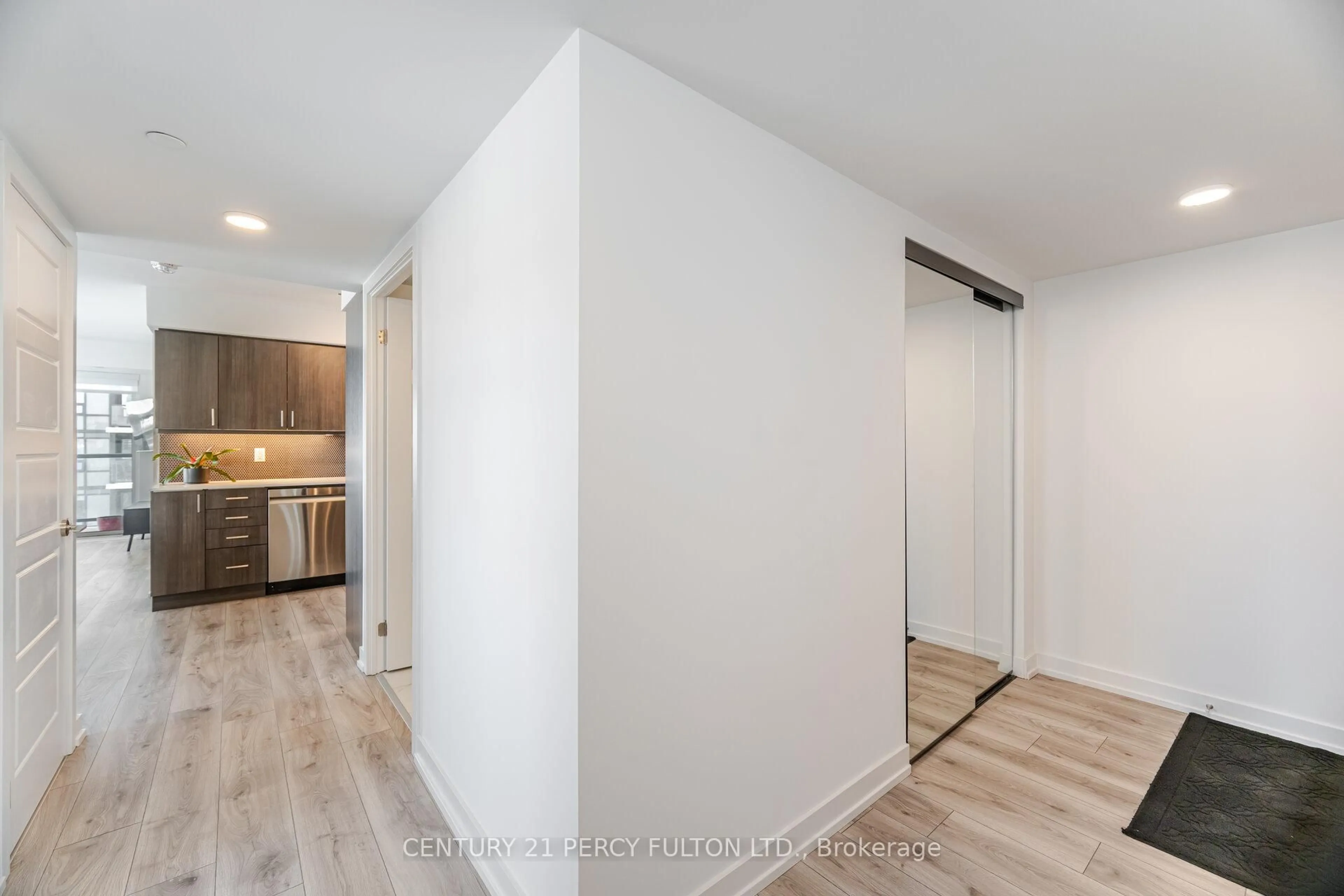 Unknown for 1455 Celebration Dr #902, Pickering Ontario L1W 0C3