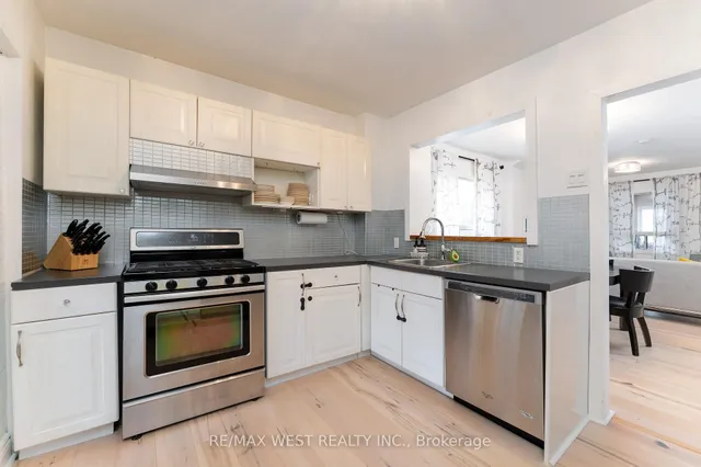 Additional property image - 2311 Gerrard St
