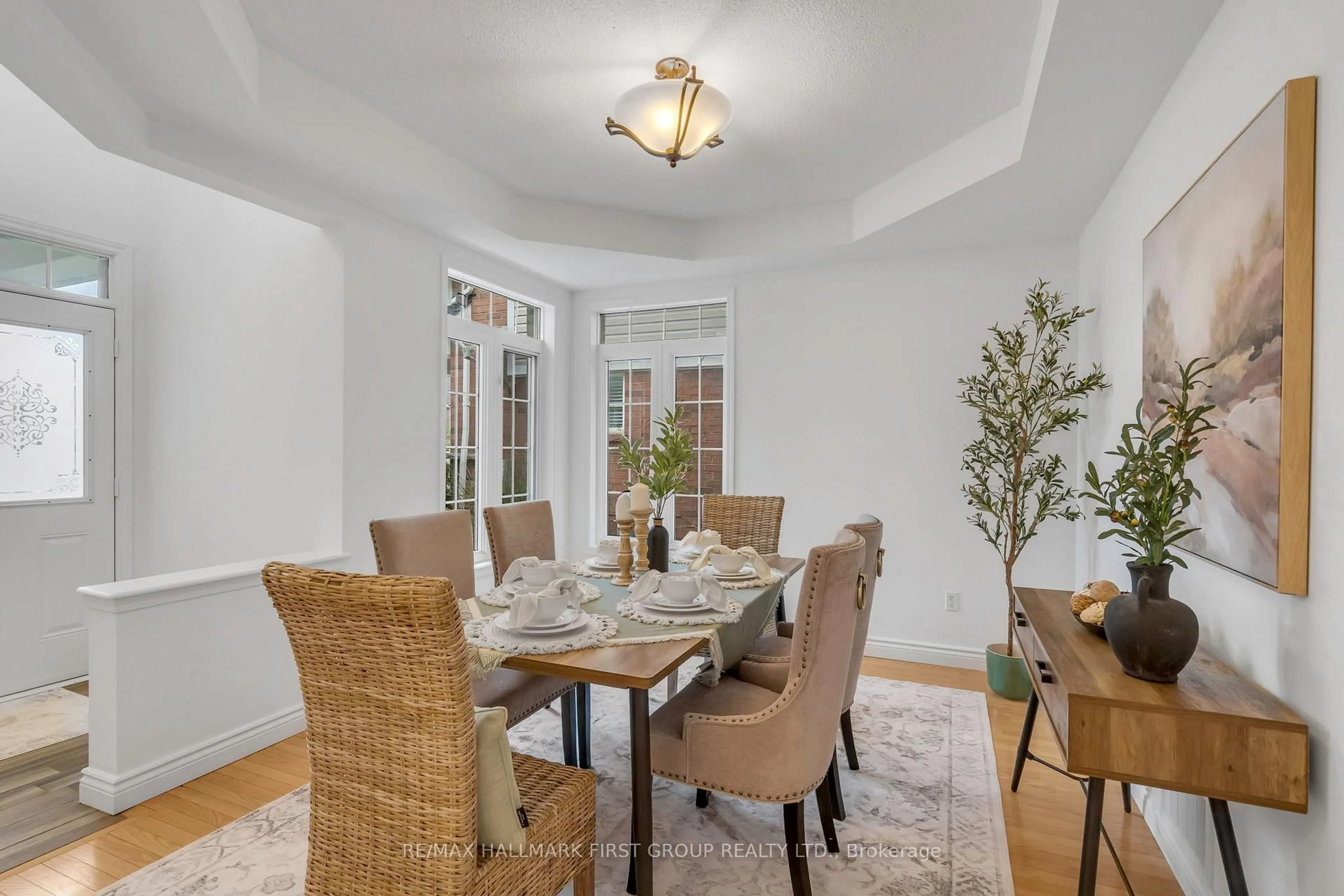 Dining room, unknown for 1649 Sherbrook Dr, Oshawa Ontario L1K 2X1