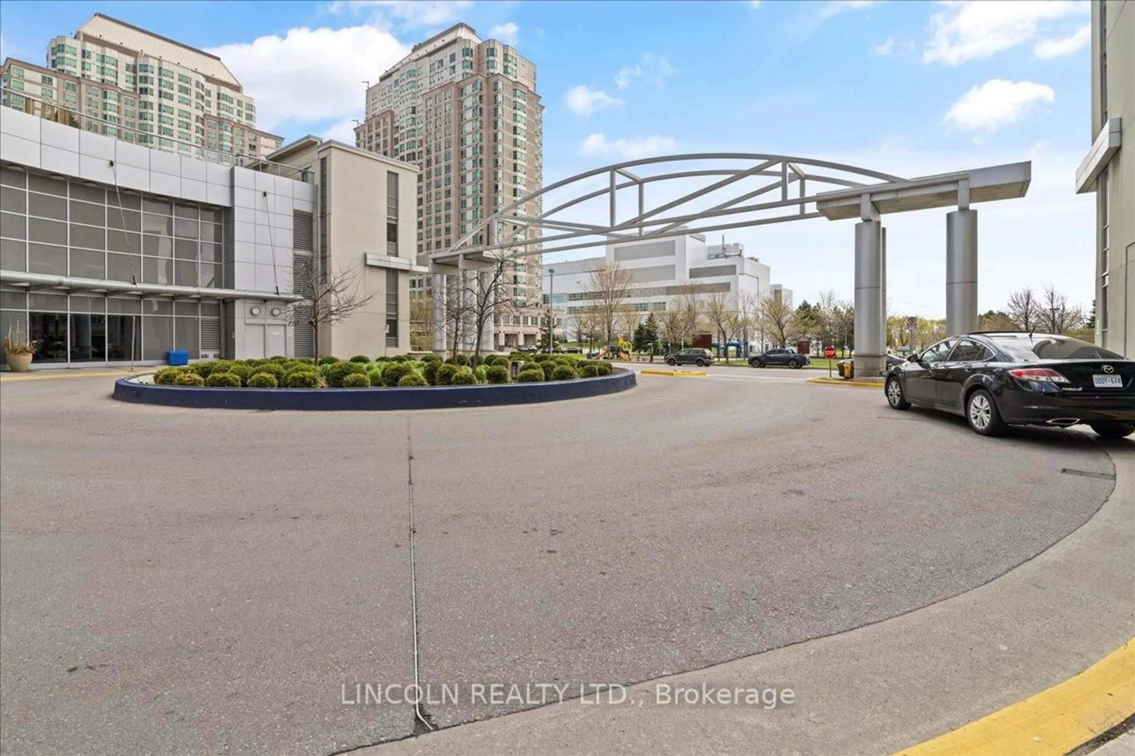 Unknown for 36 Lee Centre Dr #815, Toronto Ontario M1H 3K2