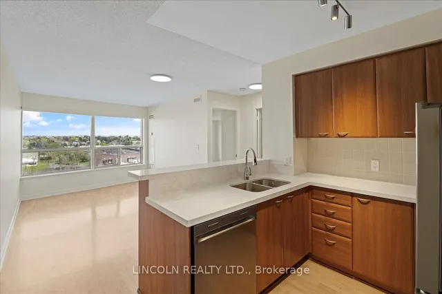 Additional property image - 36 Lee Centre Dr Unit 815