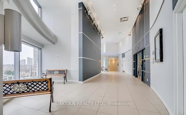 Additional property image - 36 Lee Centre Dr Unit 815