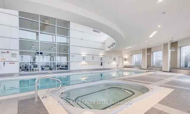 Additional property image - 36 Lee Centre Dr Unit 815