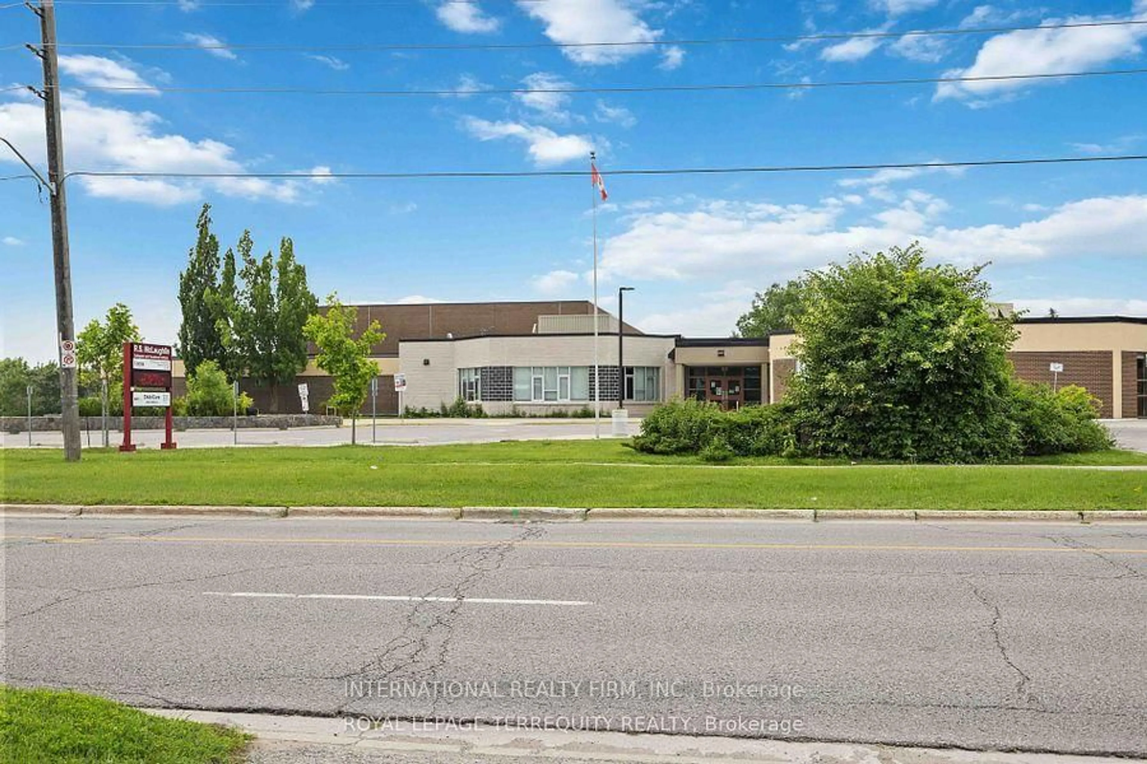 Unknown for 575 Stevenson Rd, Oshawa Ontario L1J 5N9