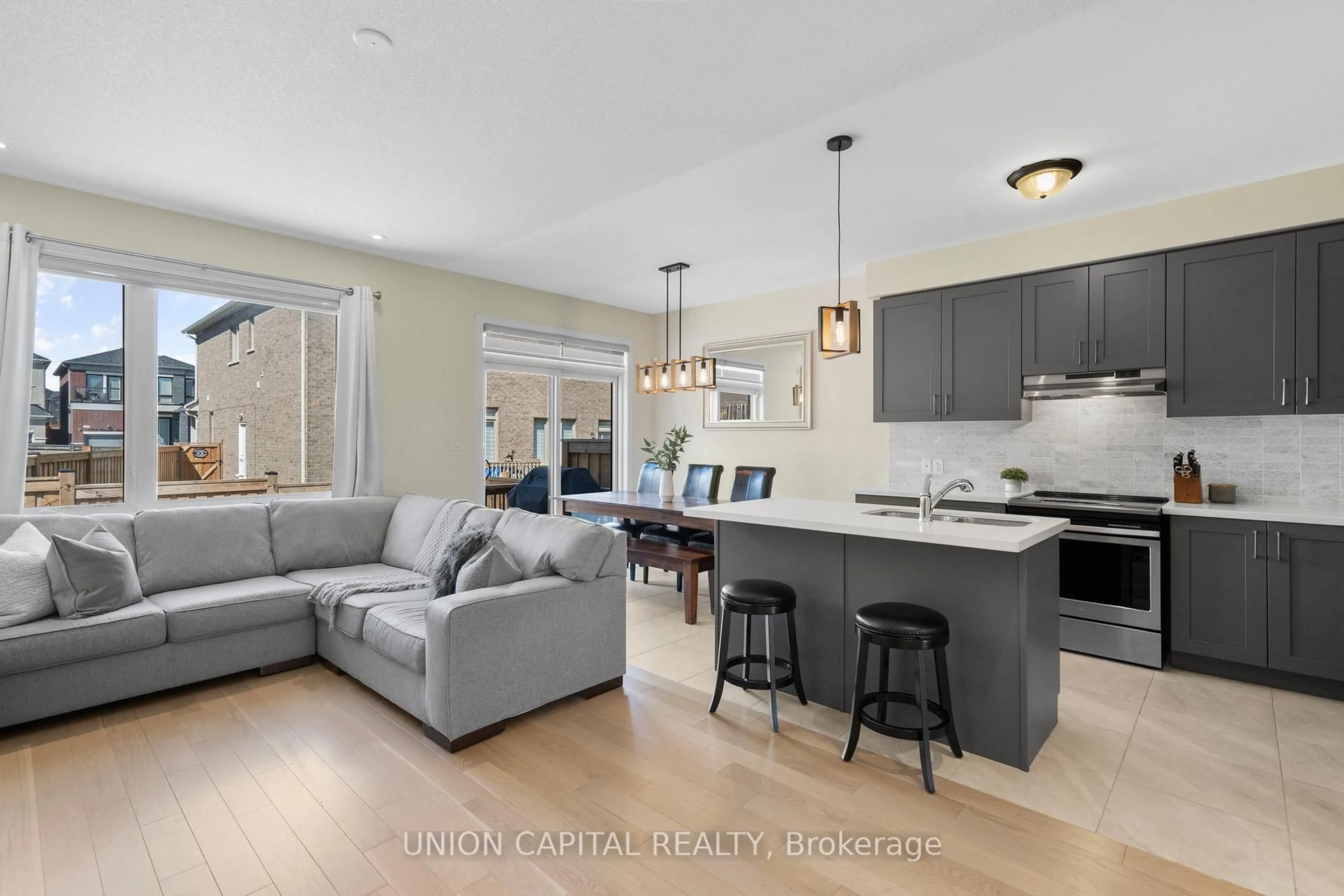 Open concept kitchen, unknown for 1150 Drawstring Lane, Pickering Ontario L1X 0G7