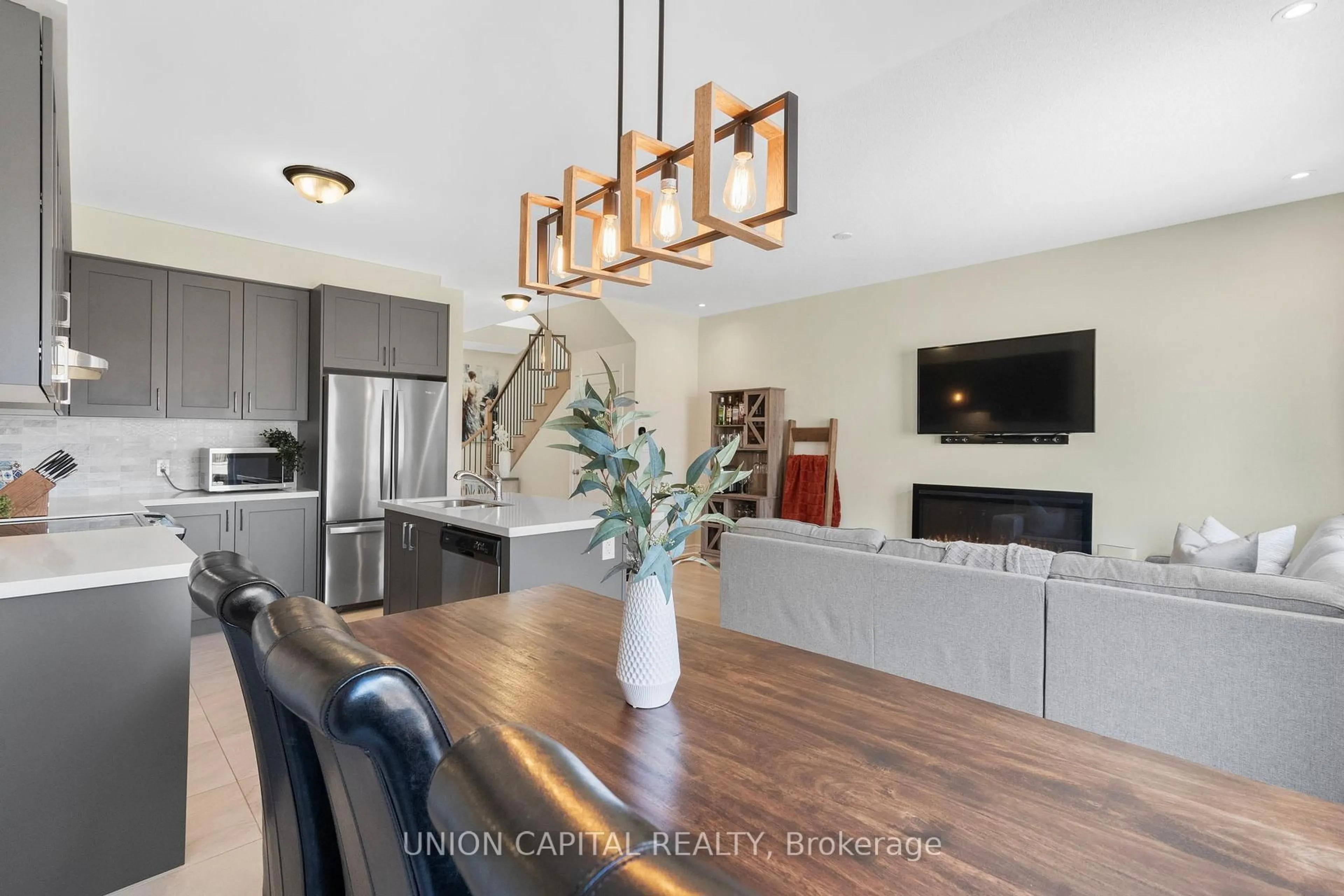 Open concept kitchen, unknown for 1150 Drawstring Lane, Pickering Ontario L1X 0G7