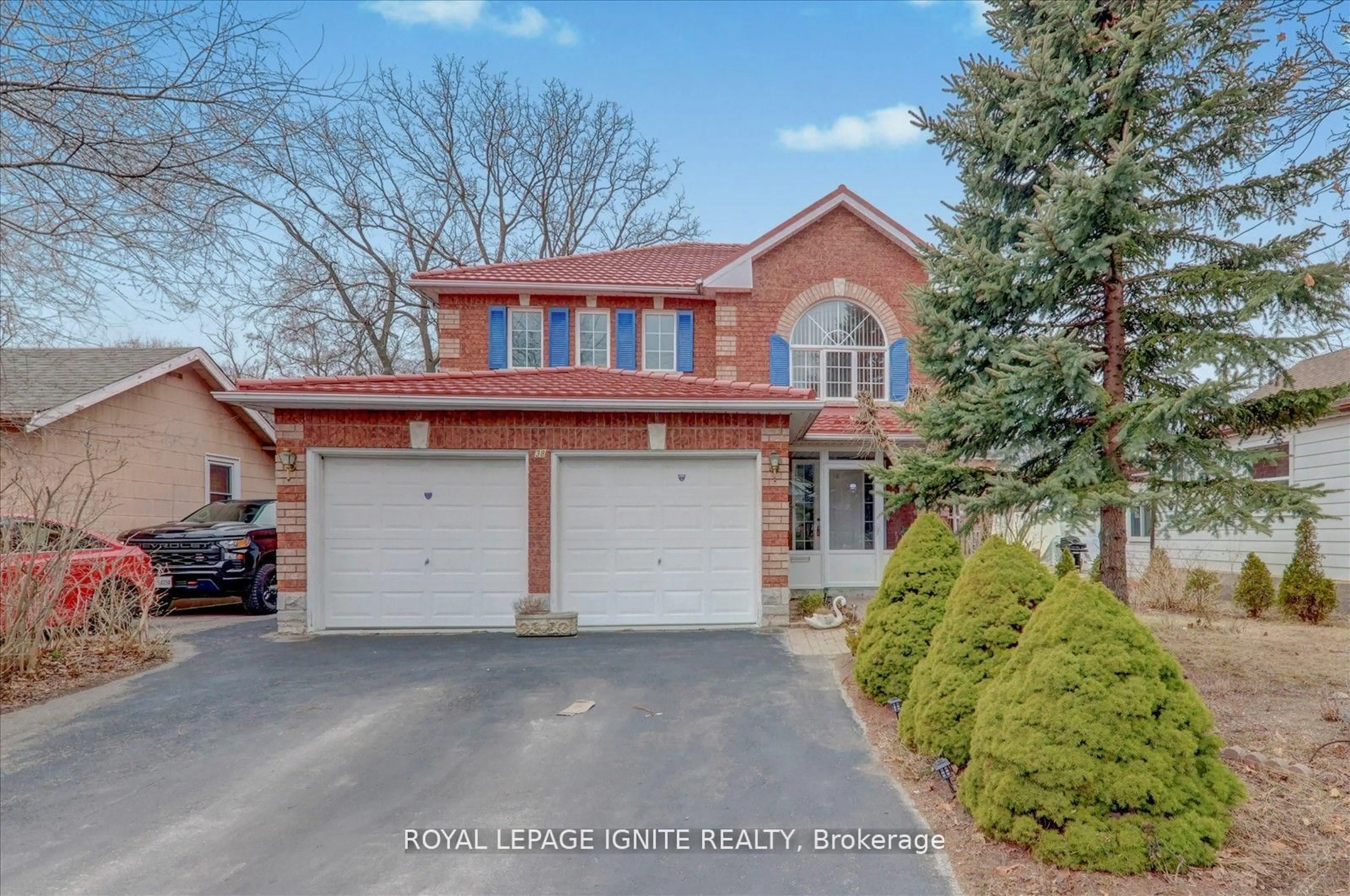 Home with brick exterior material, street for 38 Rodda Blvd, Toronto Ontario M1E 2Z6