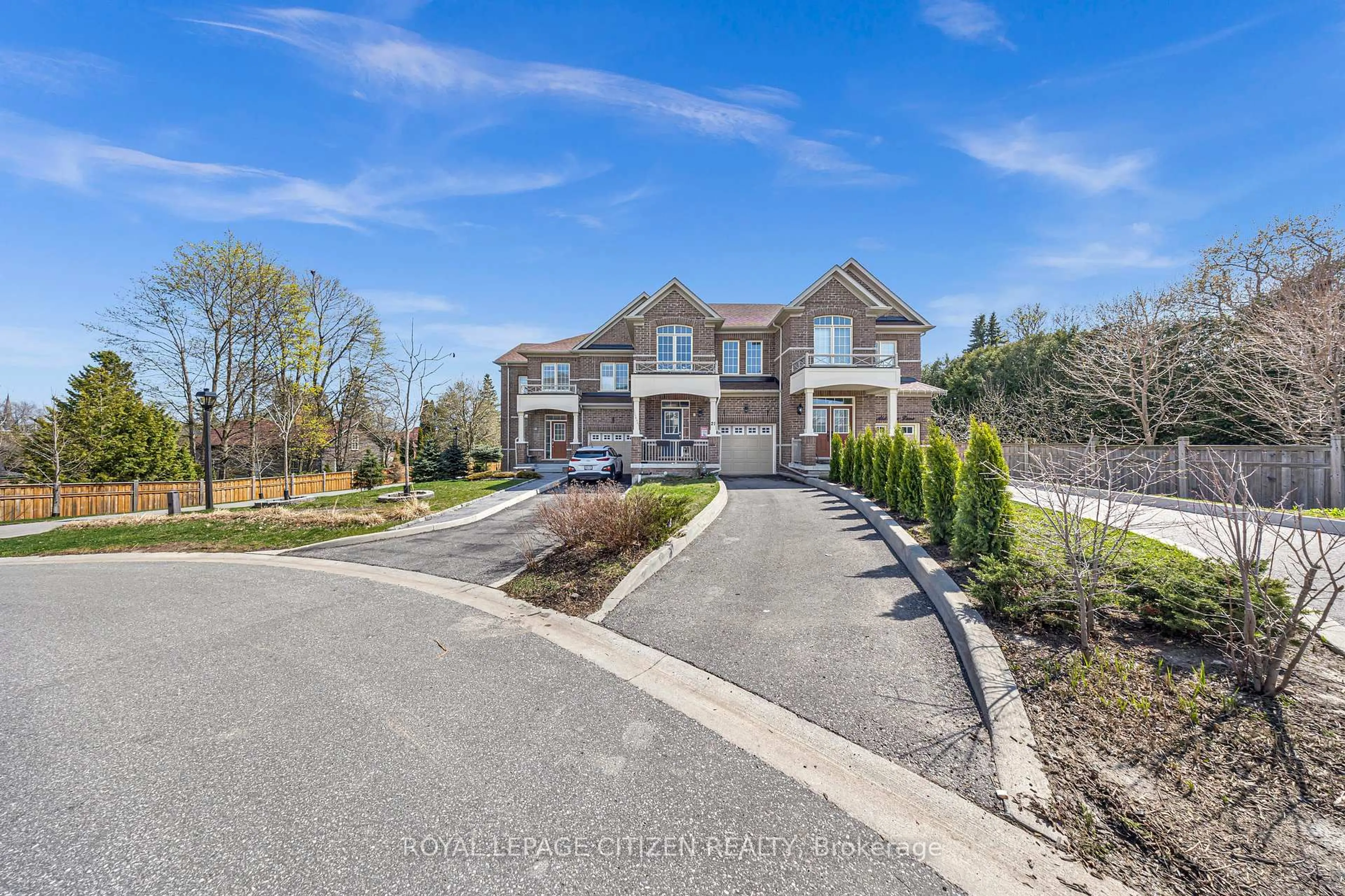 A pic from outside/outdoor area/front of a property/back of a property/a pic from drone, street for 21 Aldridge Lane, Clarington Ontario L1B 0V6