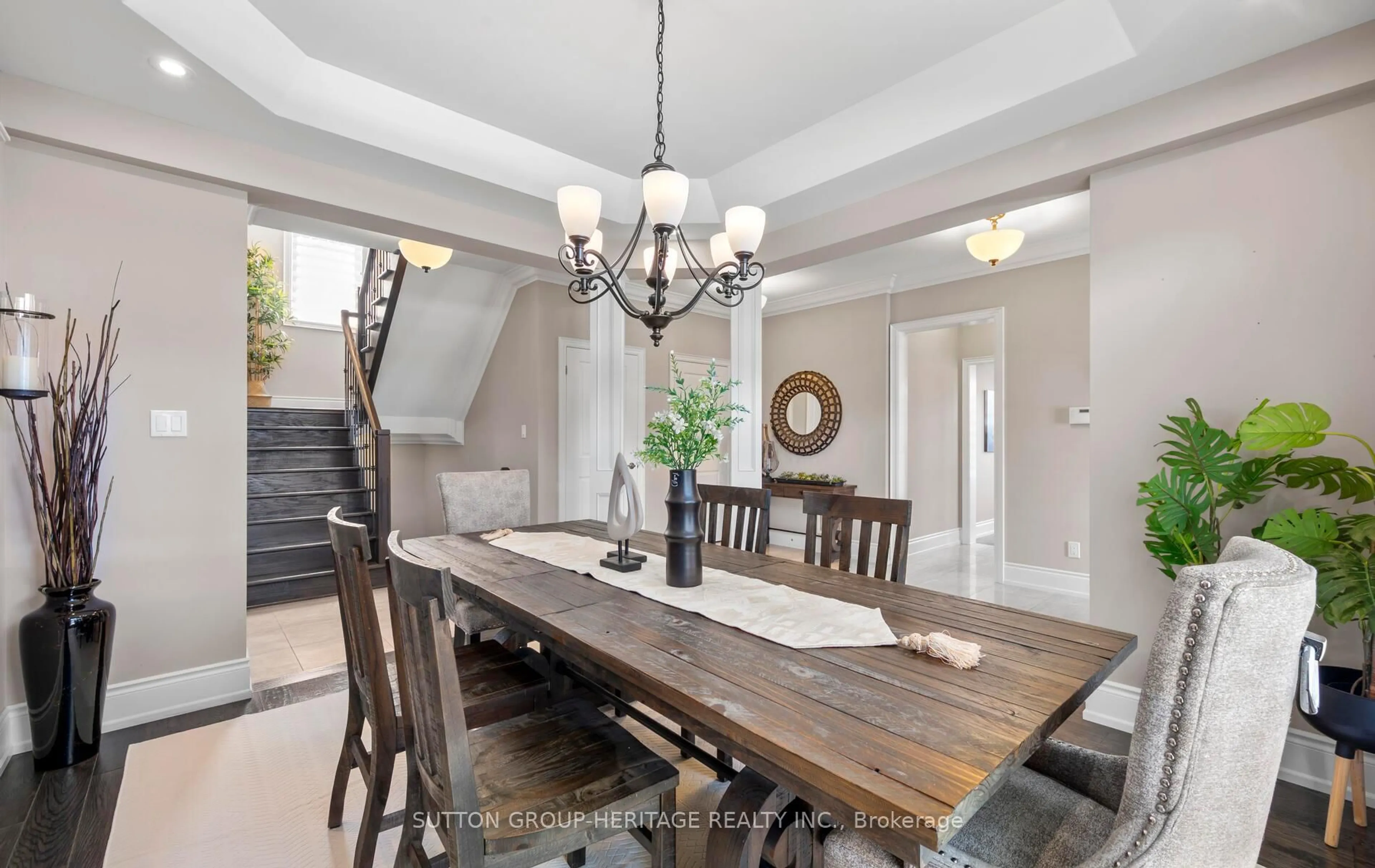 Dining room, unknown for 11 Serene Crt, Whitby Ontario L1R 0L6