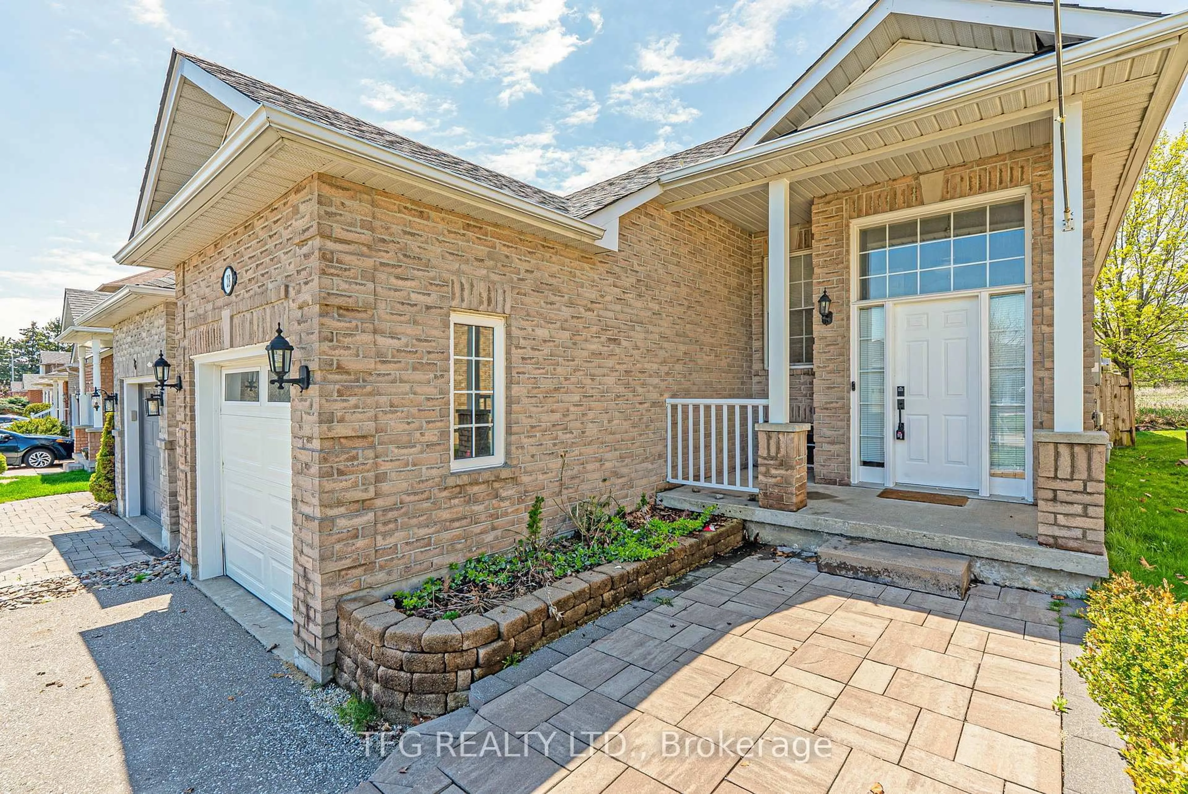 Home with brick exterior material, street for 28 Eastfield Cres, Clarington Ontario L1E 3C6