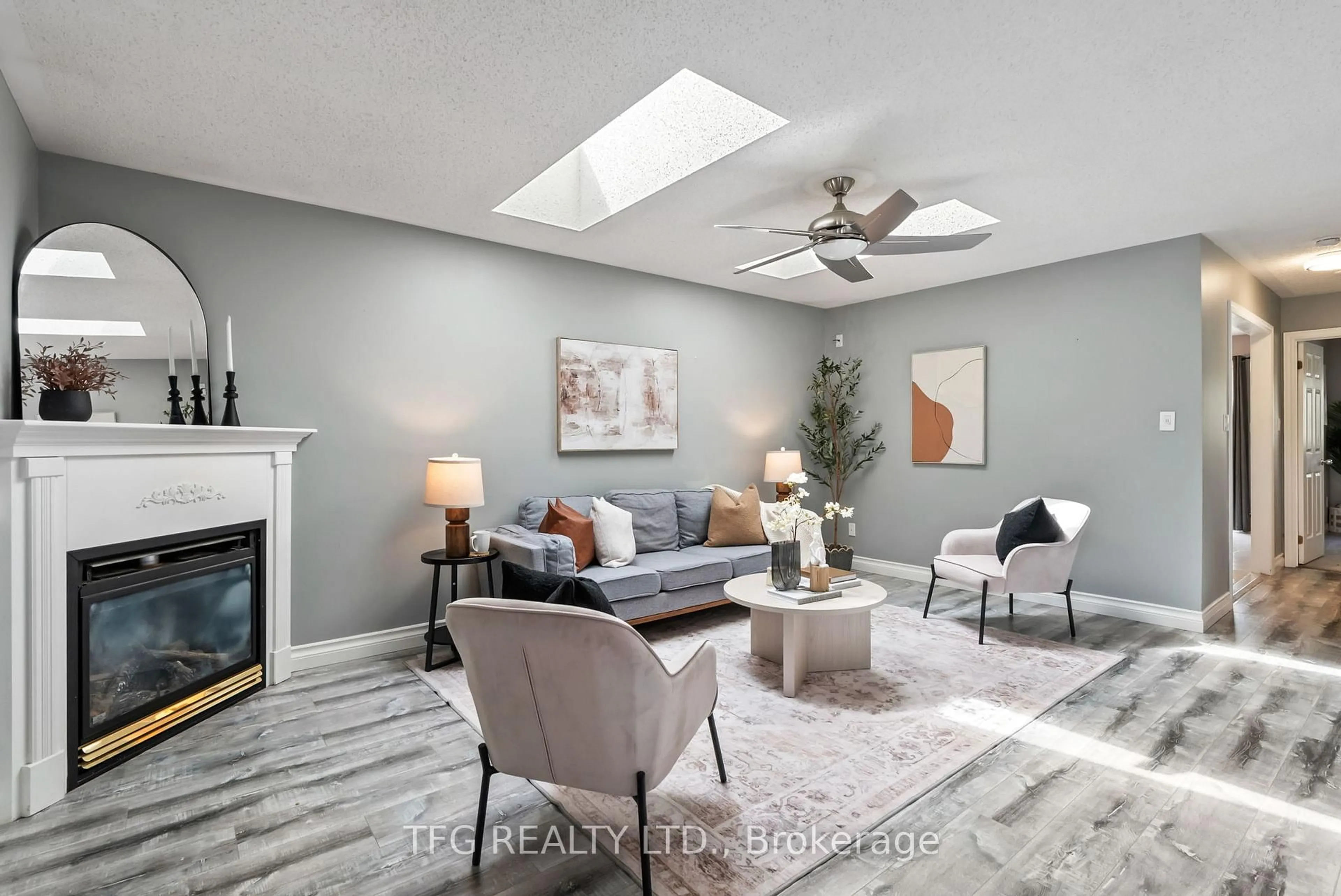 Living room with furniture, unknown for 28 Eastfield Cres, Clarington Ontario L1E 3C6