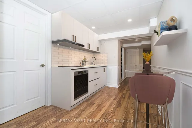 Additional property image - 3 Wythenshawe Wood