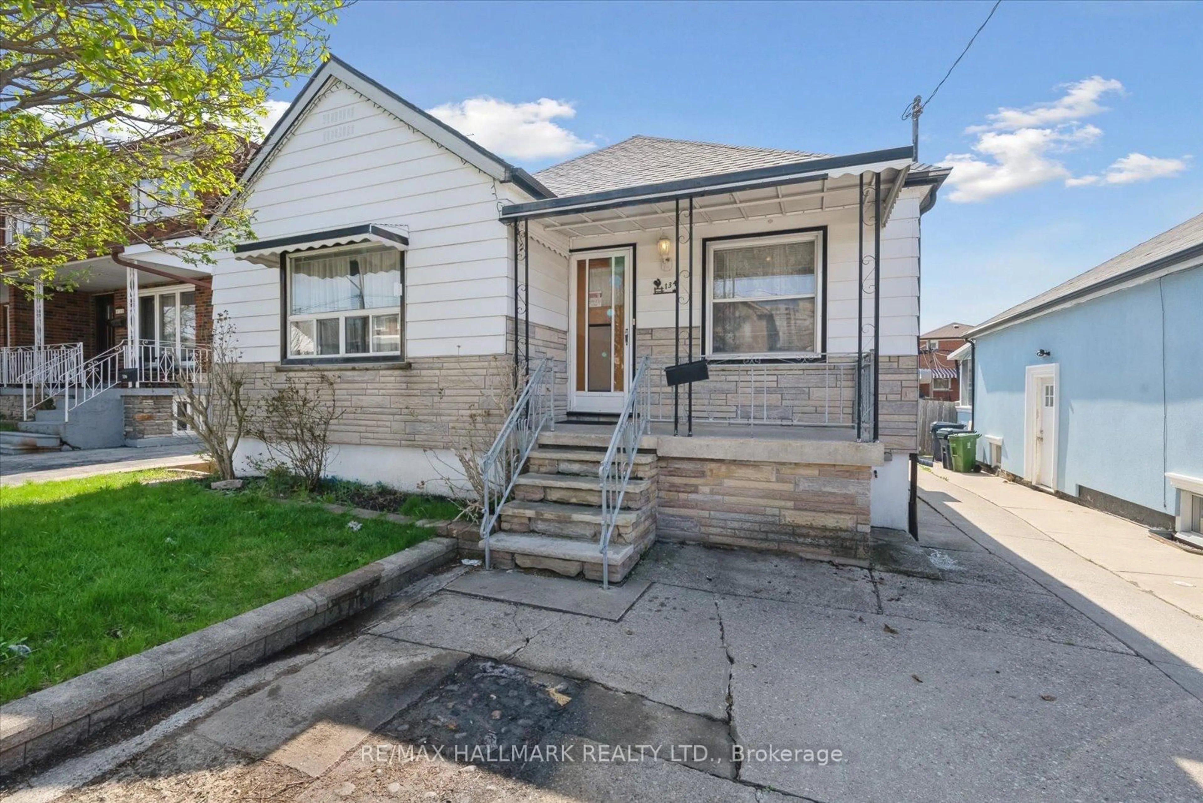 Unknown for 134 Magnolia Ave, Toronto Ontario M1K 3K8