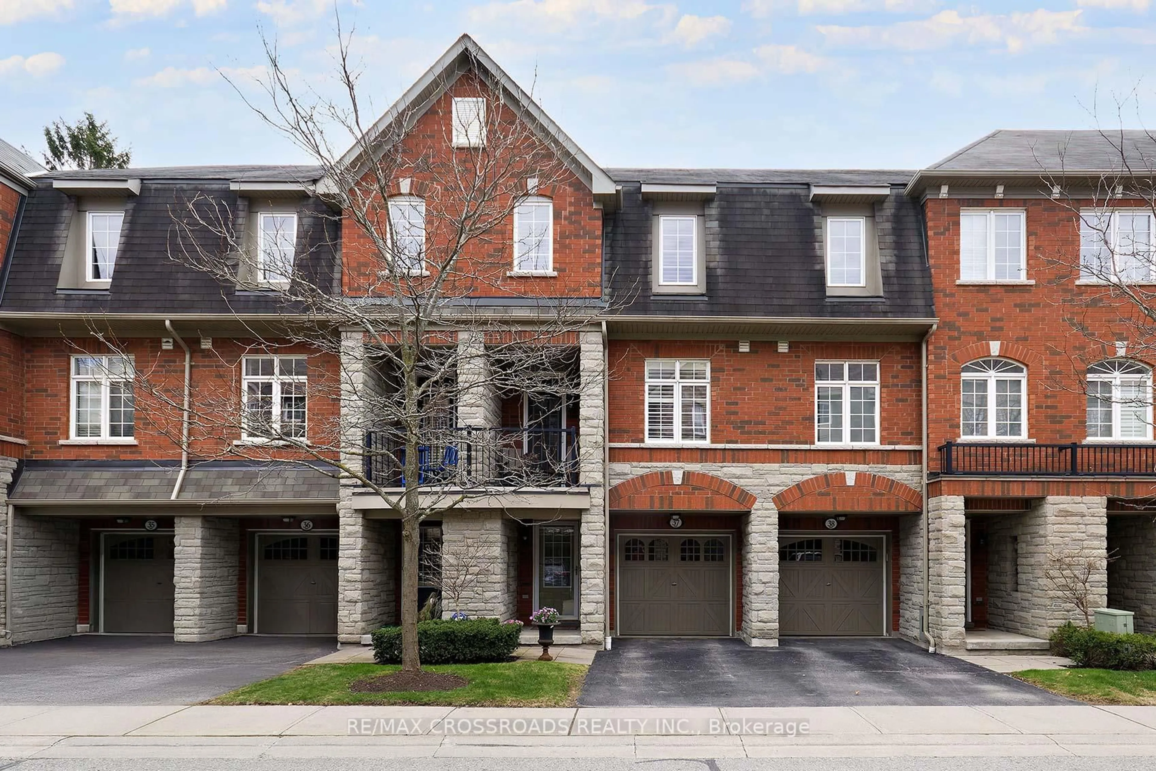 Home with brick exterior material, street for 1701 Finch Ave #37, Pickering Ontario L1V 0B7