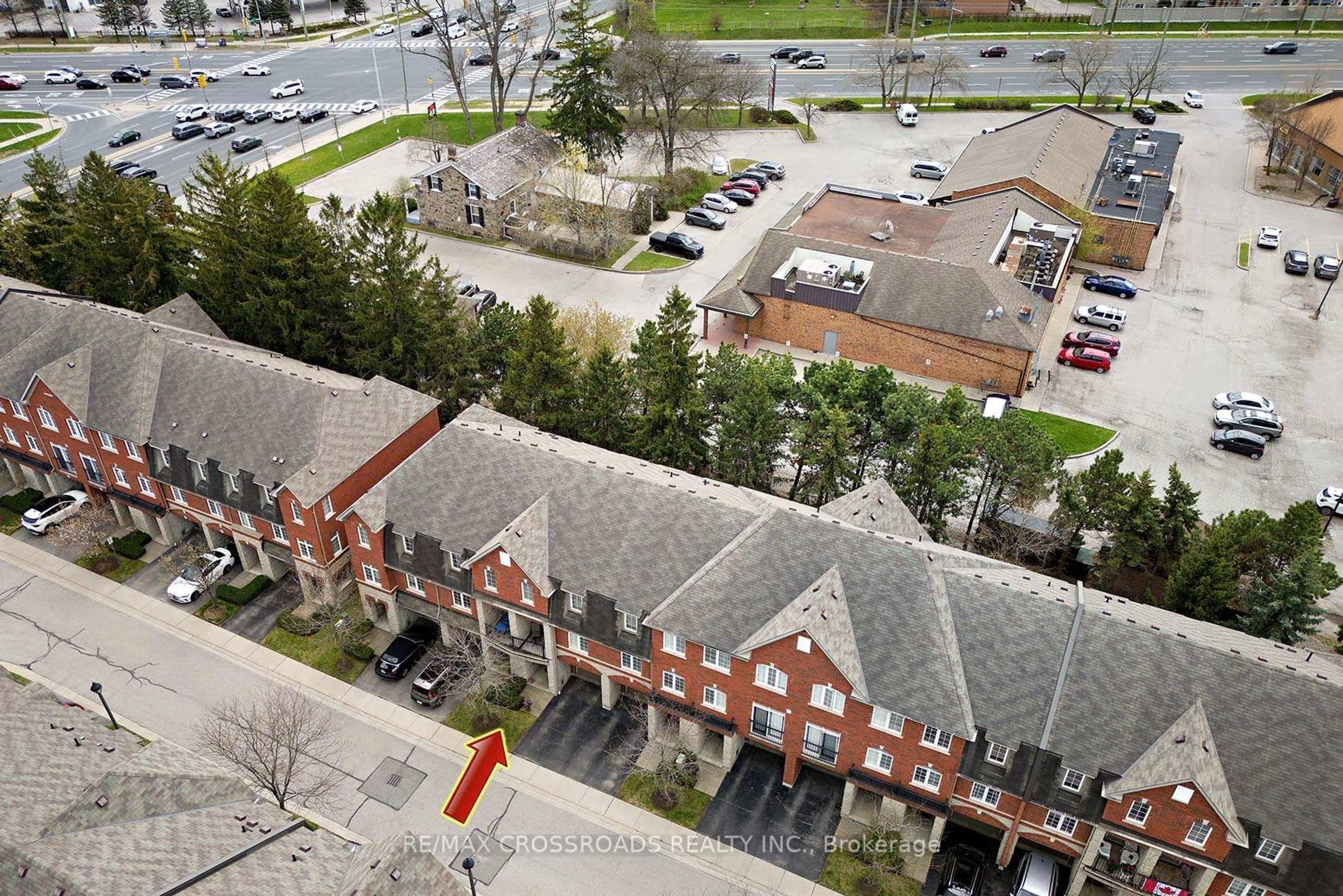 A pic from outside/outdoor area/front of a property/back of a property/a pic from drone, unknown for 1701 Finch Ave #37, Pickering Ontario L1V 0B7