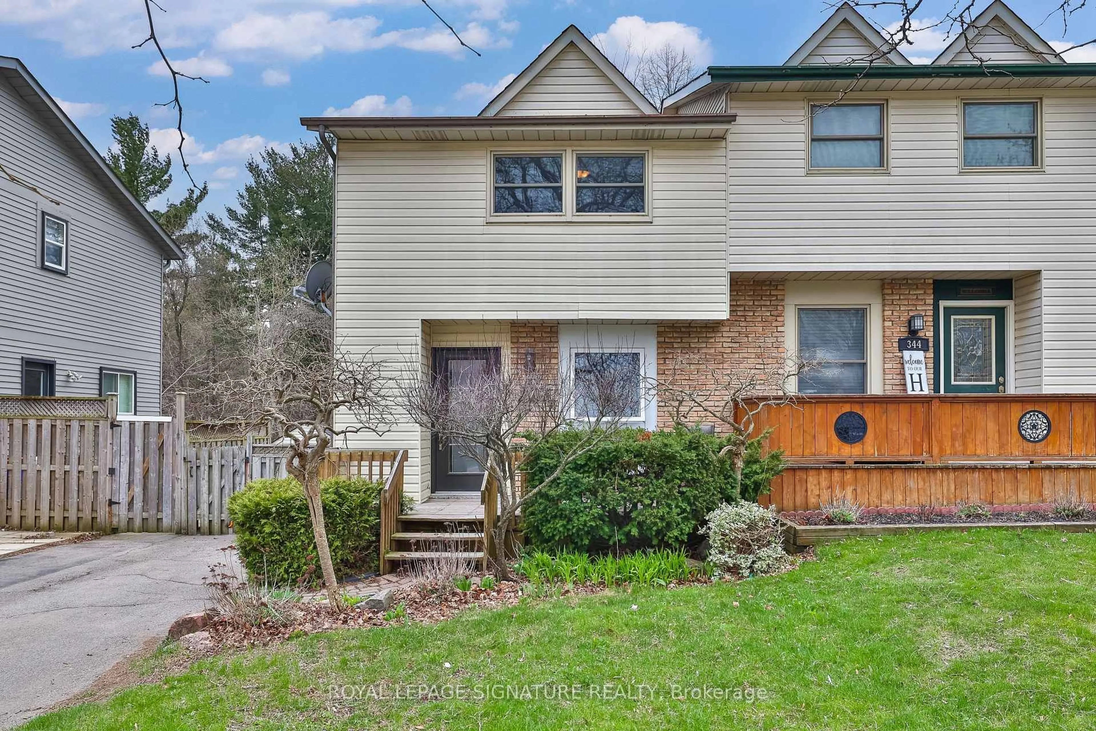 Unknown for 342 Homestead Crt, Oshawa Ontario L1J 6V3