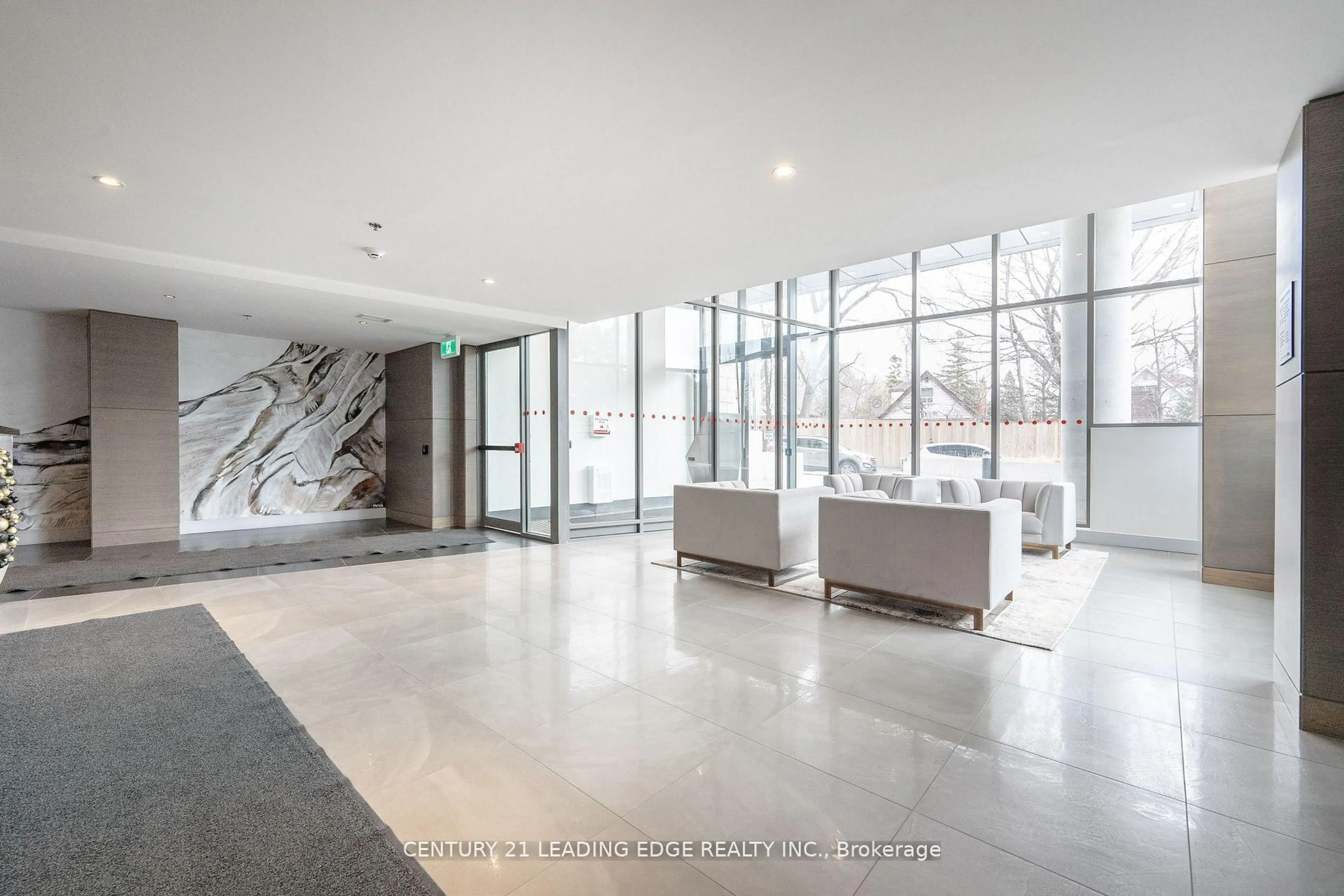 Indoor foyer for 90 Glen Everest Rd #1003, Toronto Ontario M1N 0C3