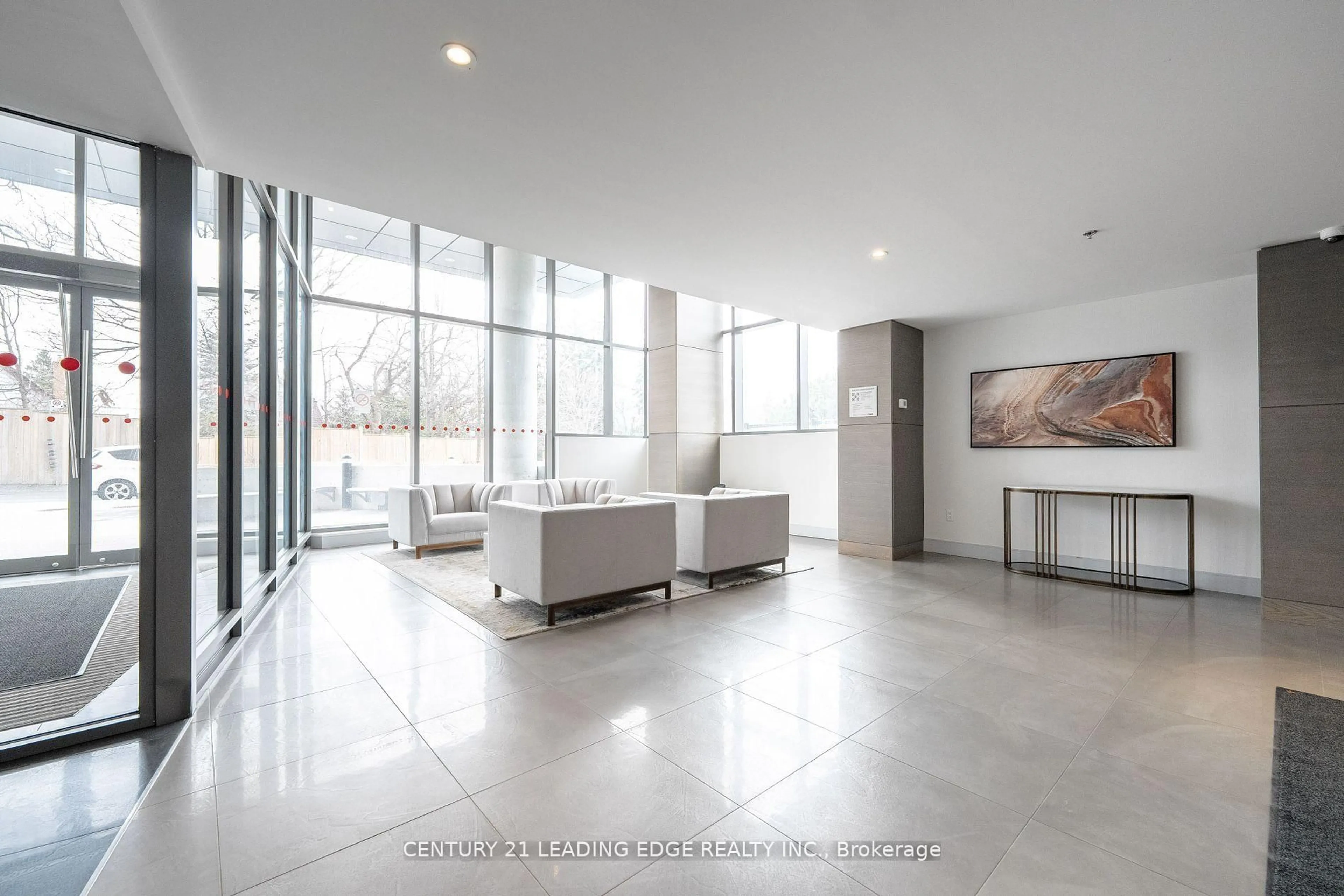 Indoor foyer for 90 Glen Everest Rd #1003, Toronto Ontario M1N 0C3