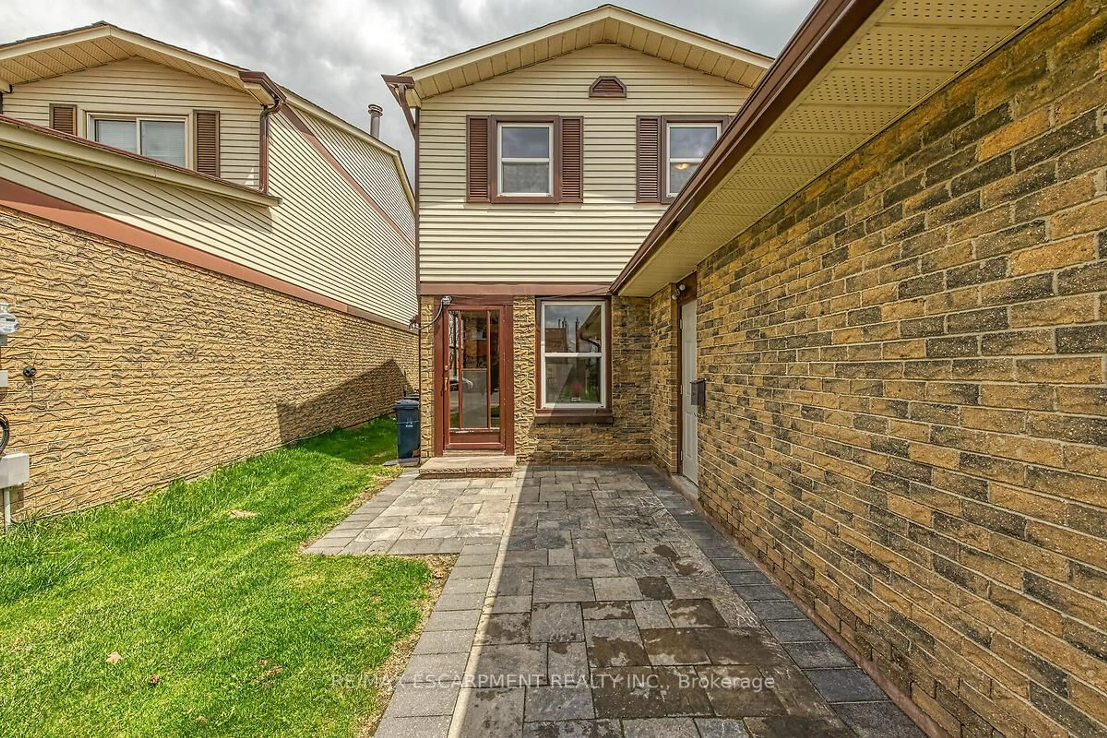 Home with brick exterior material, street for 129 Valley Stream Dr, Toronto Ontario M1V 2A4