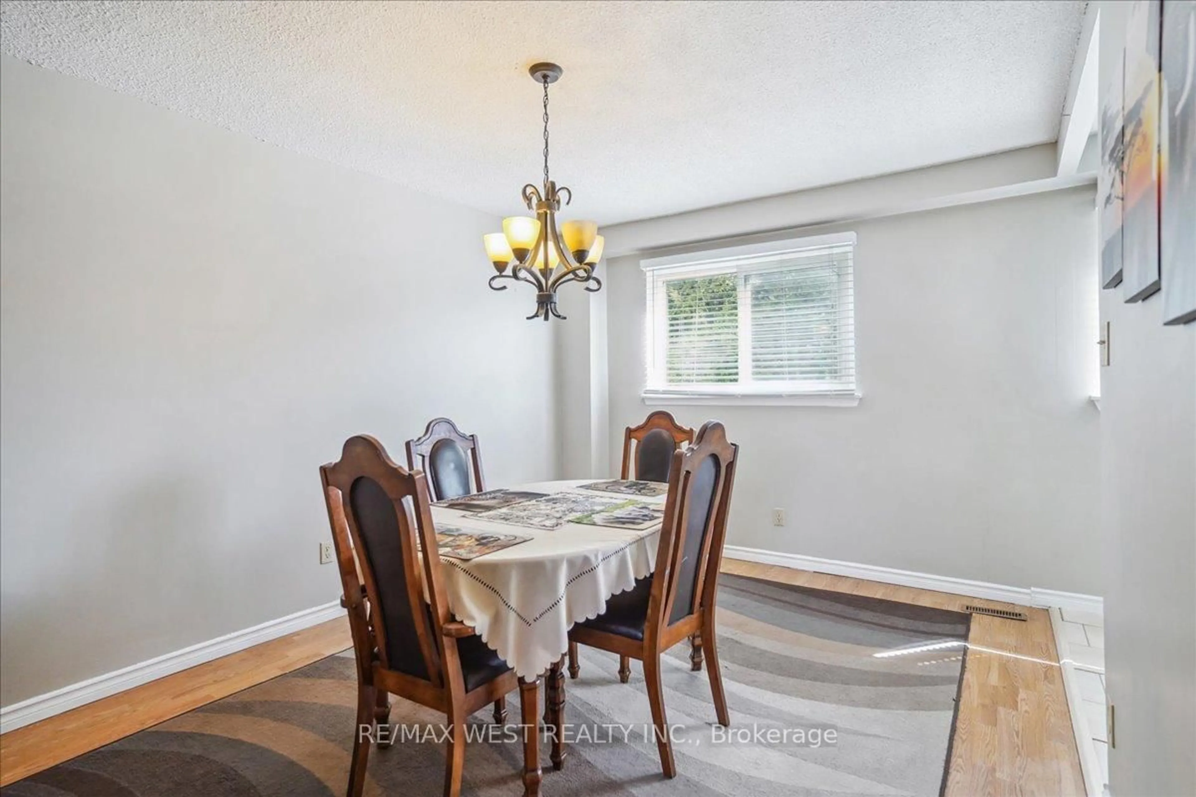 Dining room, unknown for 966 Adelaide Ave #52, Oshawa Ontario L1K 1L2