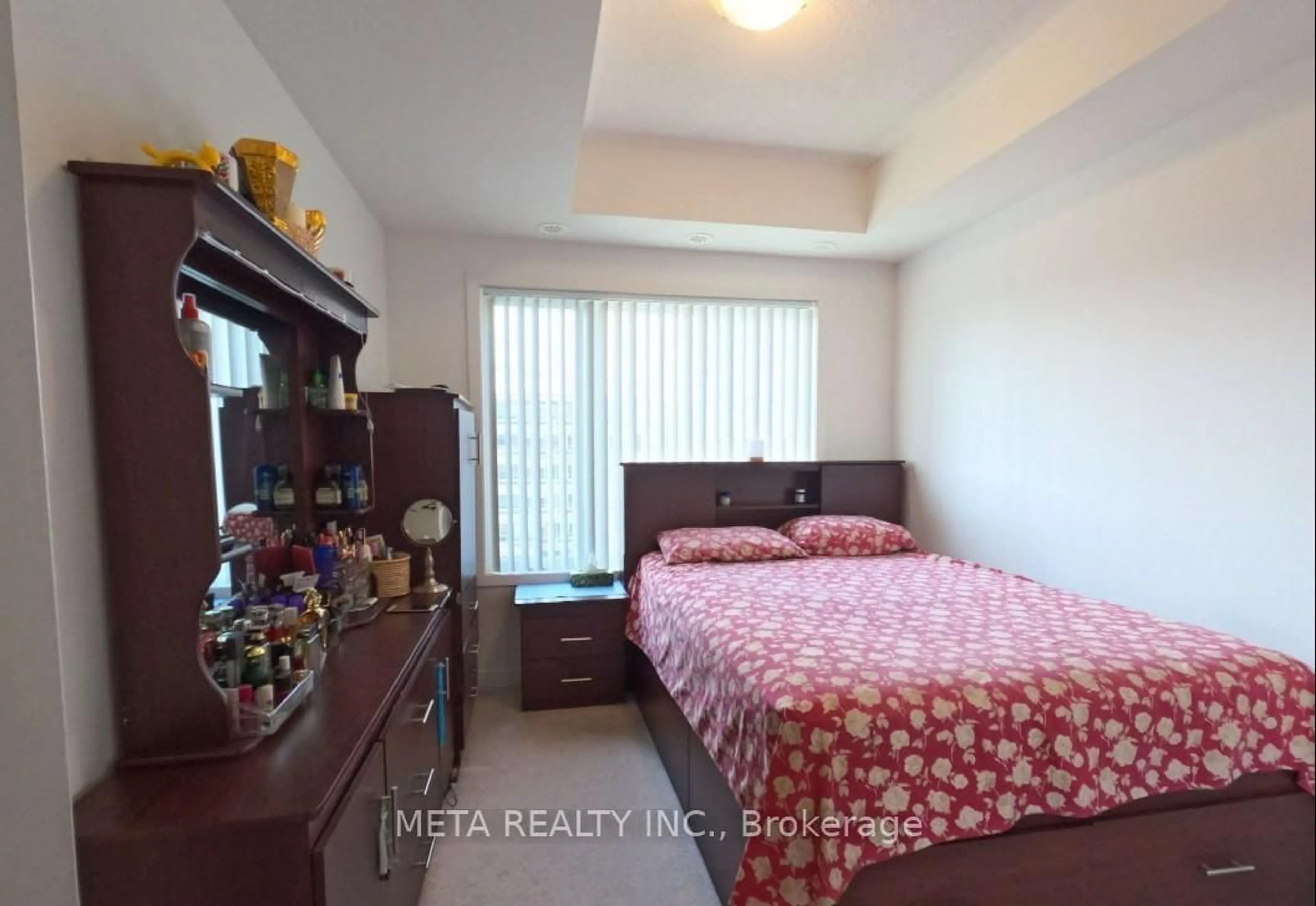 Bedroom with bed, wood/laminate floor for 5131 Sheppard Ave #401, Toronto Ontario M1B 0C9