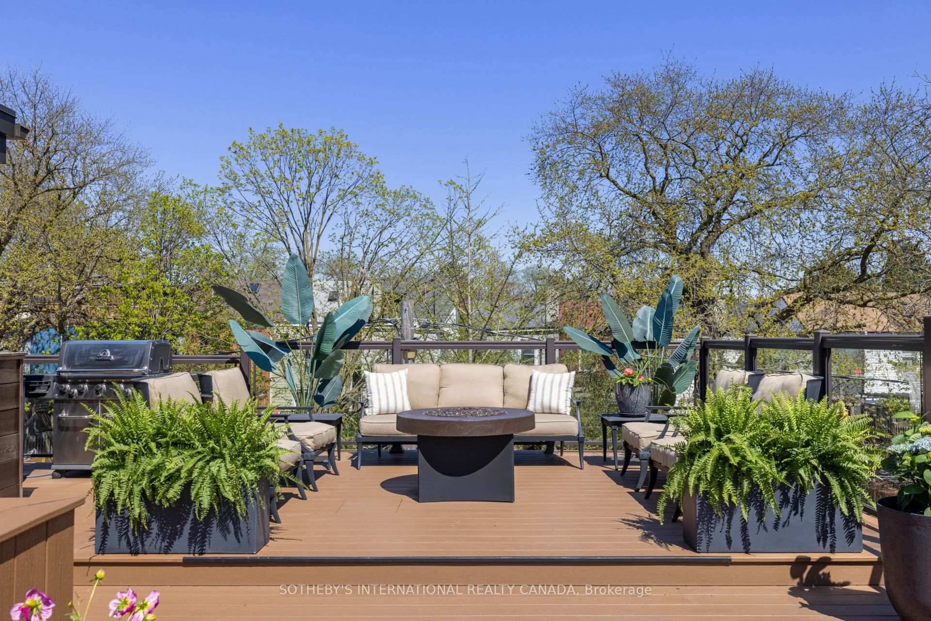 Patio, unknown for 175 Jones Ave #9, Toronto Ontario M4M 3A2