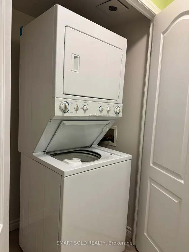 Additional property image - 2020 Mcnicoll Ave Unit 728