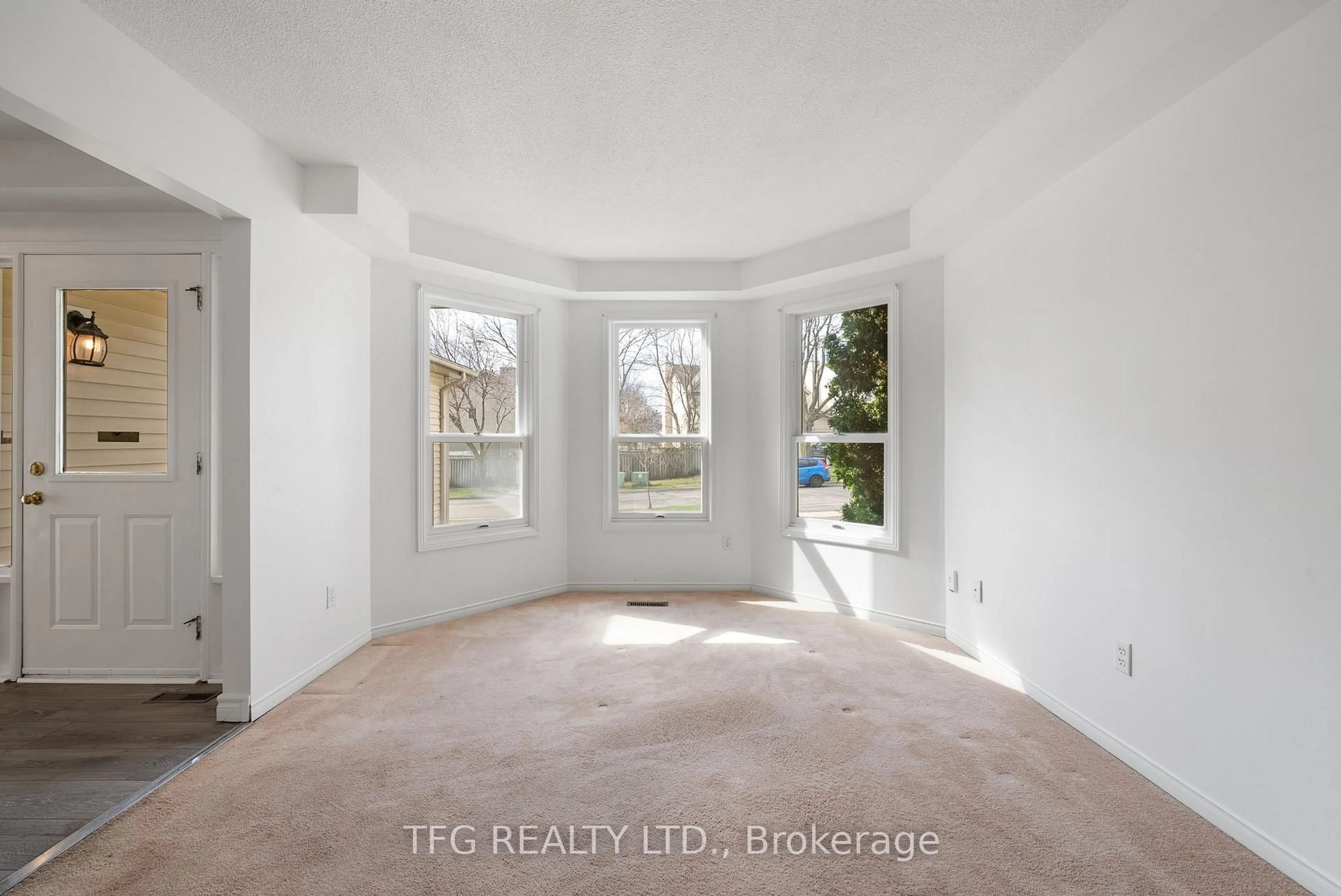 A pic of a room for 1069 Ripley Cres, Oshawa Ontario L1K 2E6