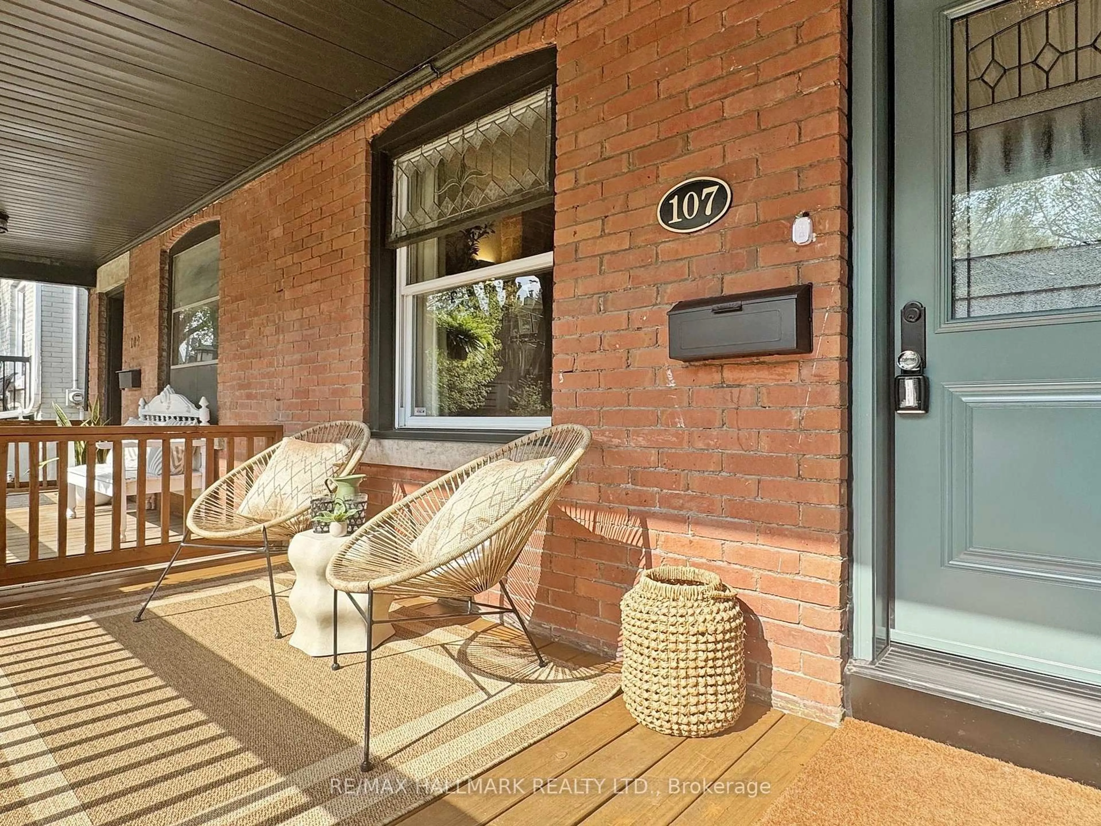 Unknown for 107 Coady Ave, Toronto Ontario M4M 2Y9