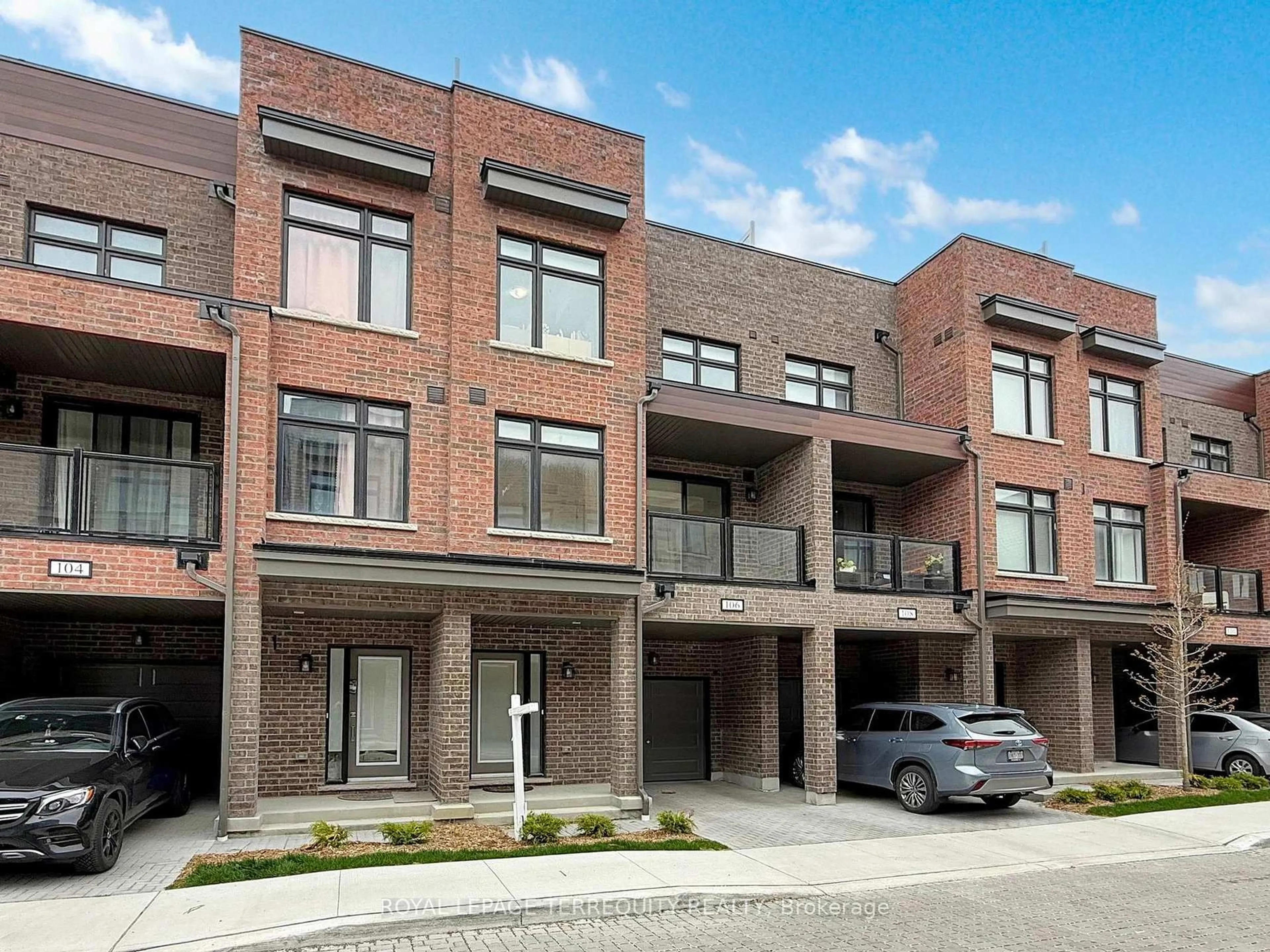Home with brick exterior material, street for 1865 Pickering Pkwy #106, Pickering Ontario L1V 0H2