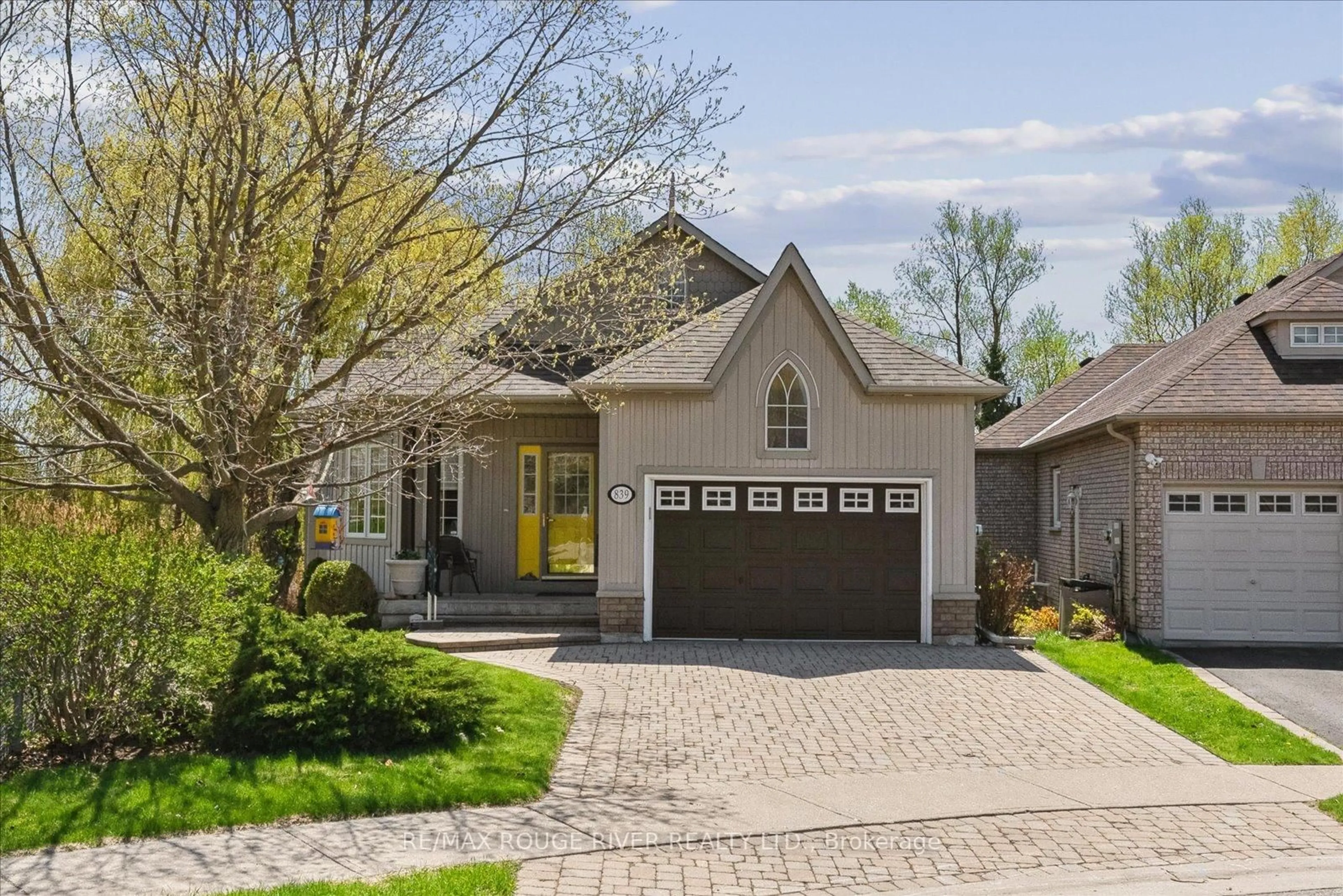 Home with brick exterior material, street for 839 Greystone Crt, Oshawa Ontario L1K 2V2