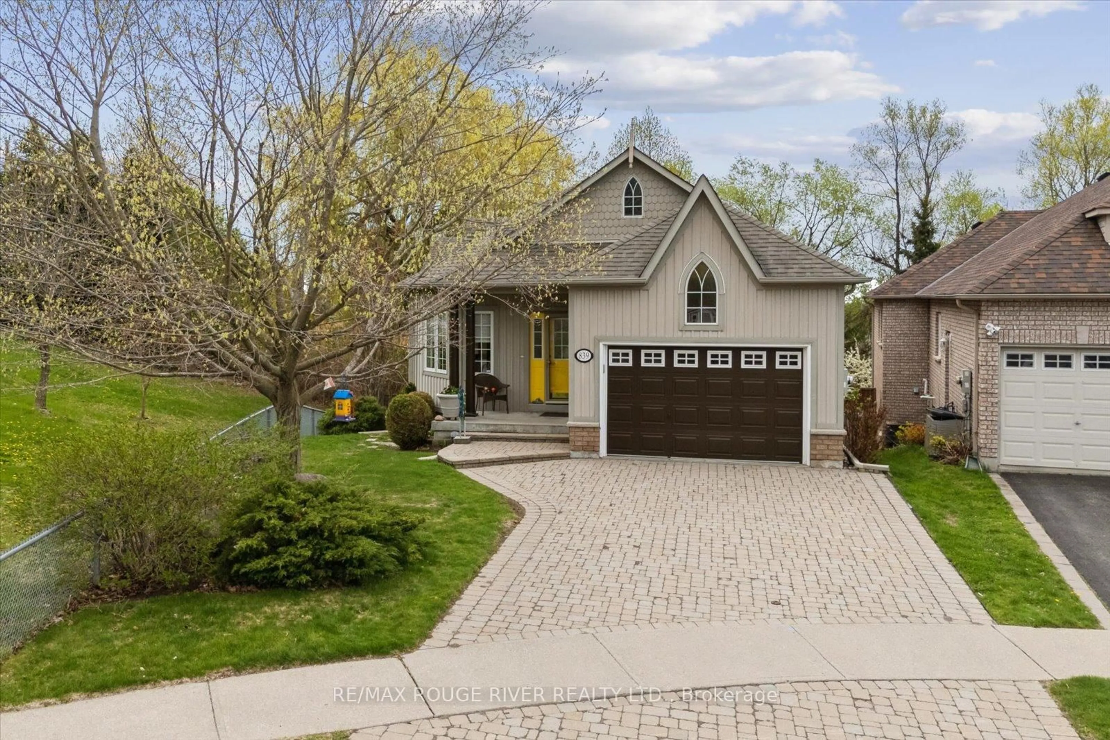 Home with brick exterior material, street for 839 Greystone Crt, Oshawa Ontario L1K 2V2