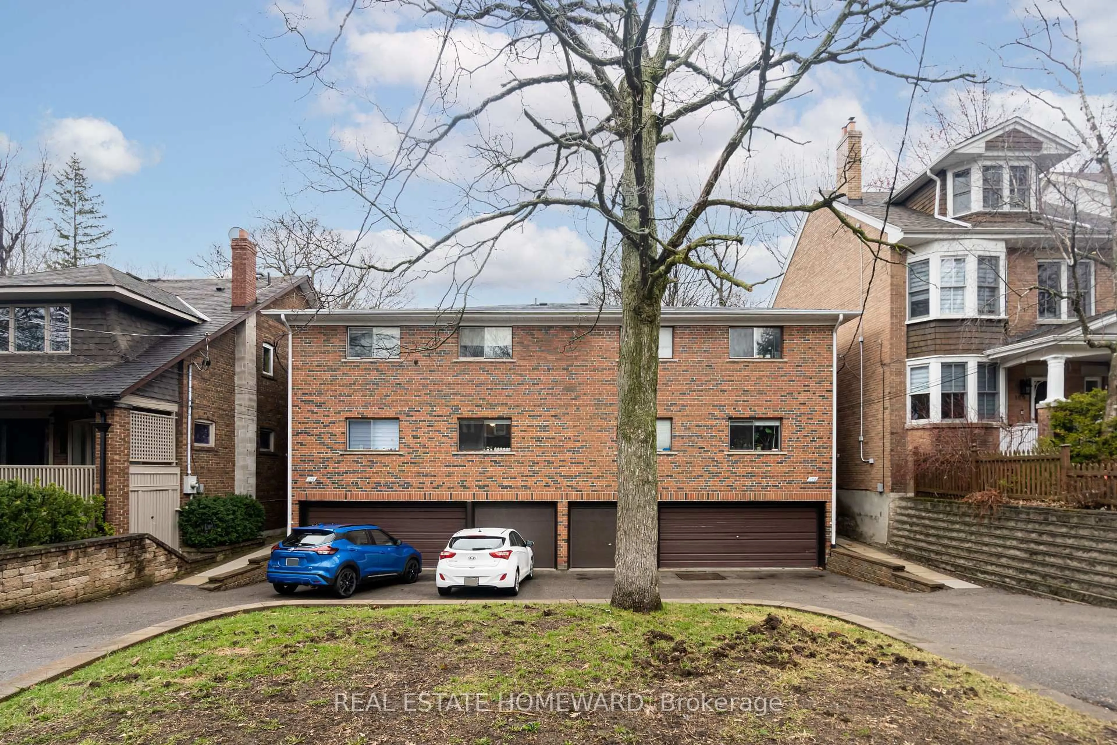 Home with brick exterior material, street for 176/178 Balsam Ave, Toronto Ontario M4E 3C1