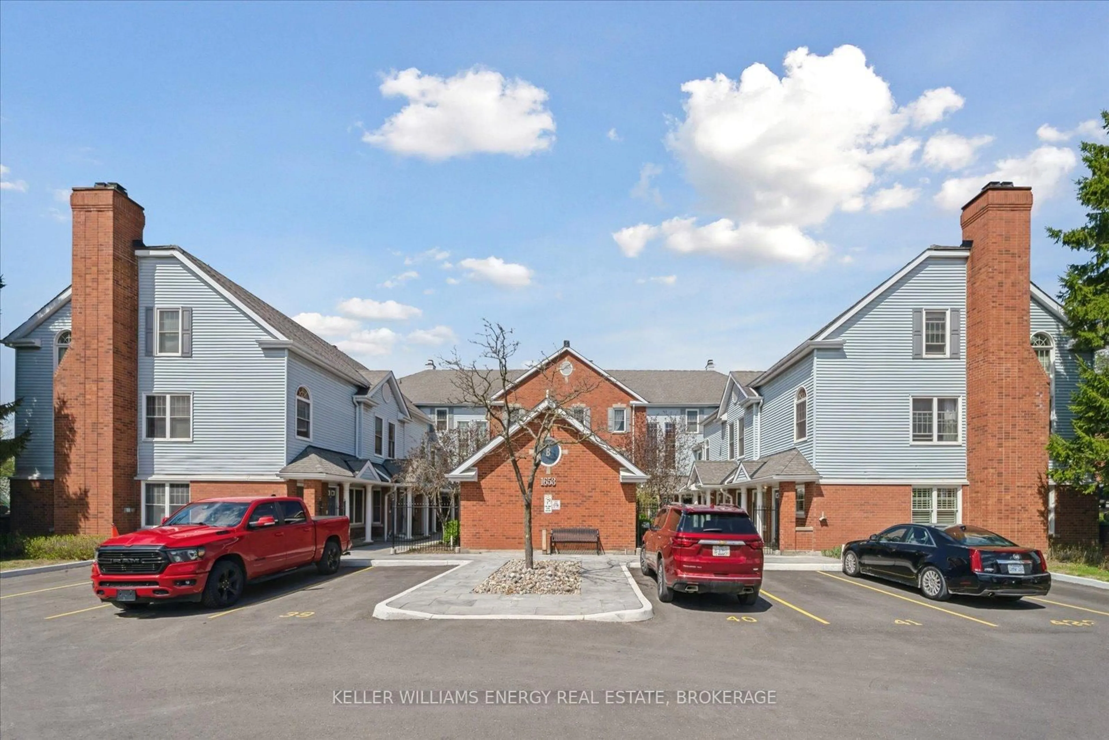Unknown for 1653 Nash Rd #B18, Clarington Ontario L1E 1S8