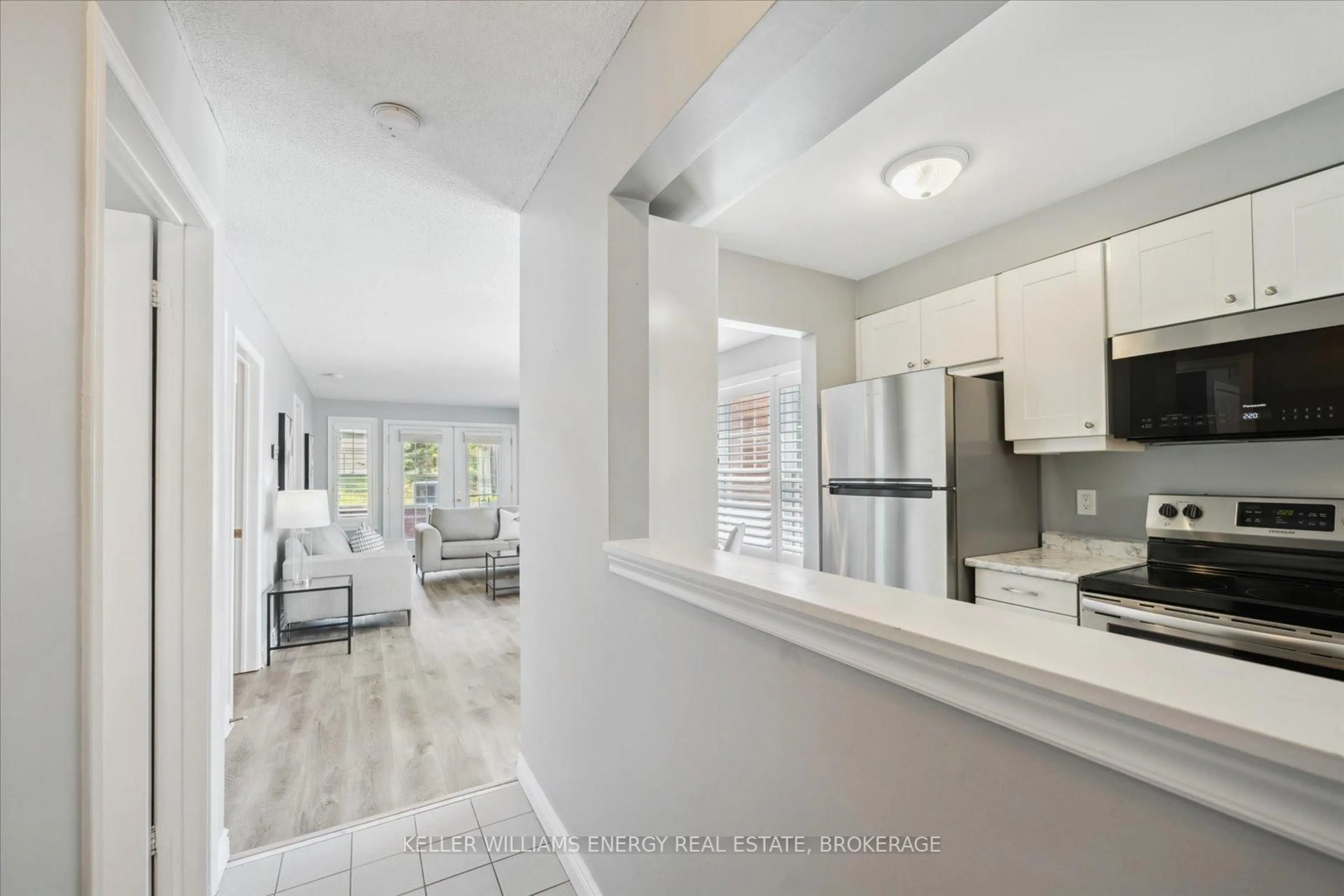 Open concept kitchen, unknown for 1653 Nash Rd #B18, Clarington Ontario L1E 1S8