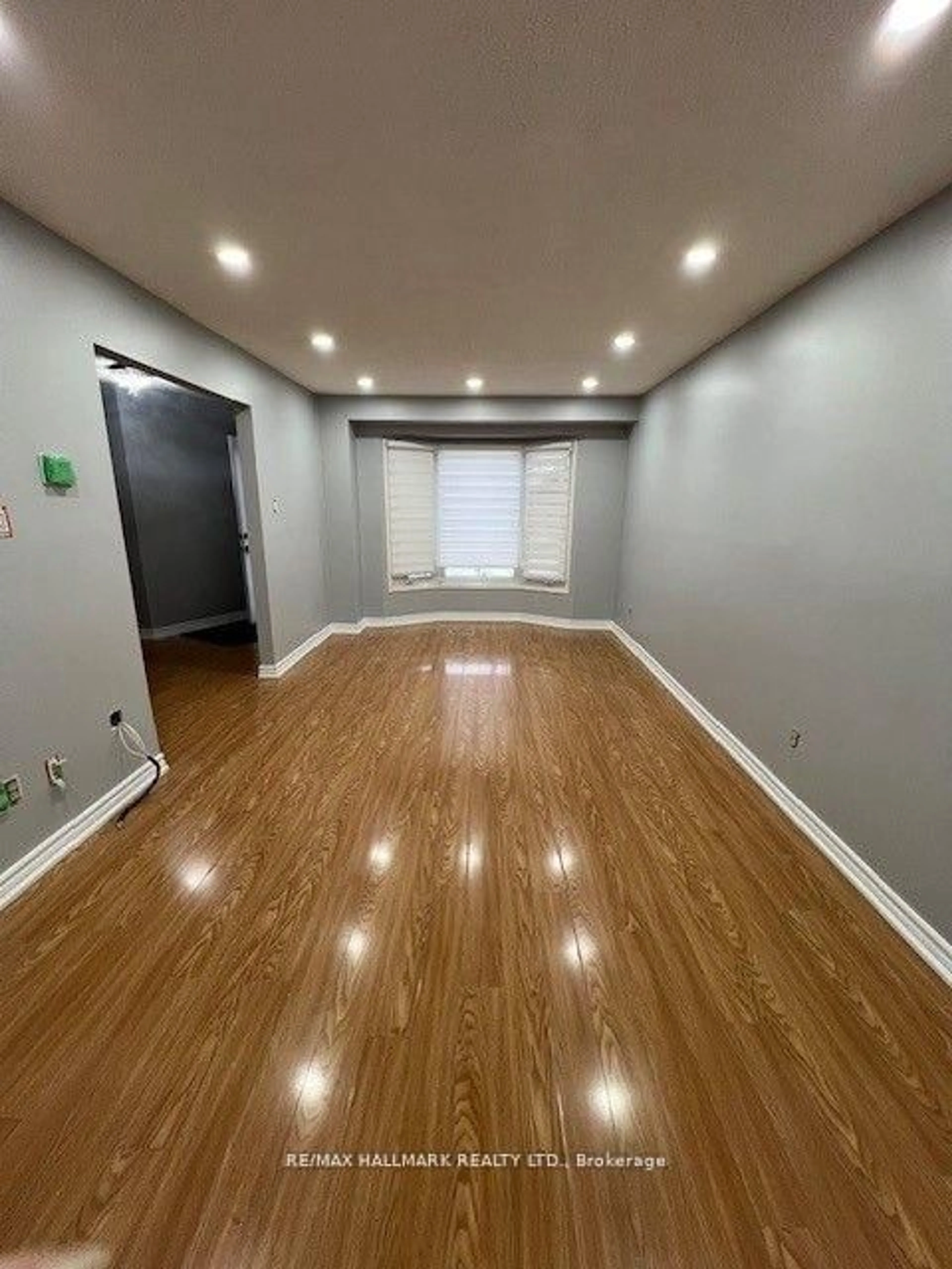 A pic of a room for 49 Halfmoon Sq, Toronto Ontario M1C 3V4